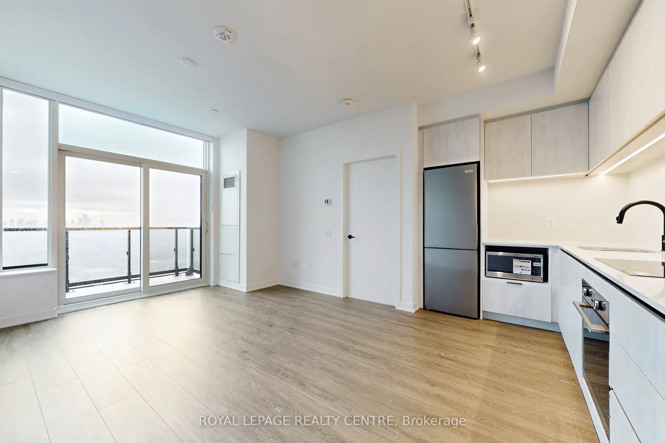 2495 Eglinton Avenue W, #2702