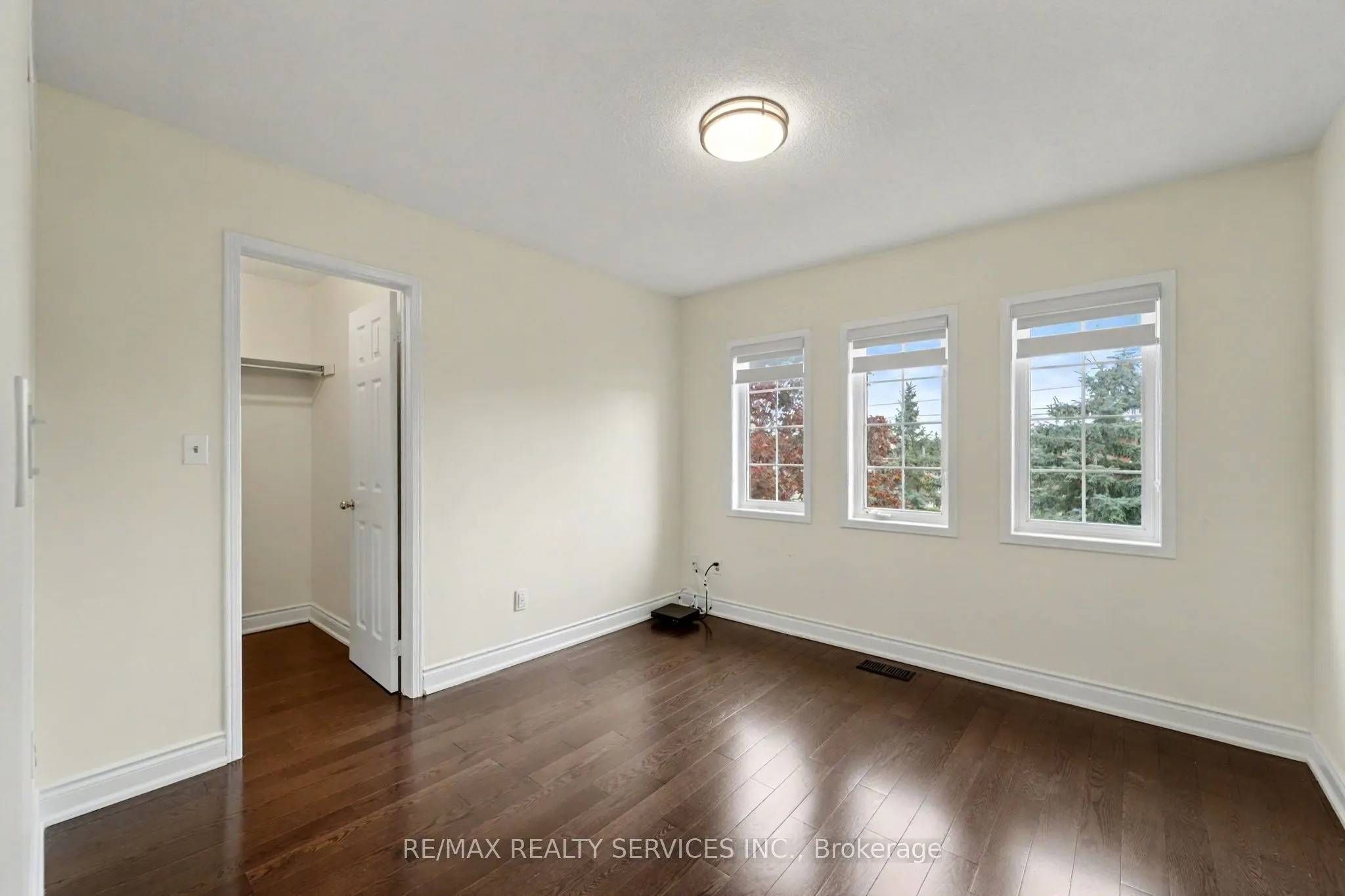 1032 Blueheron Boulevard, #Main