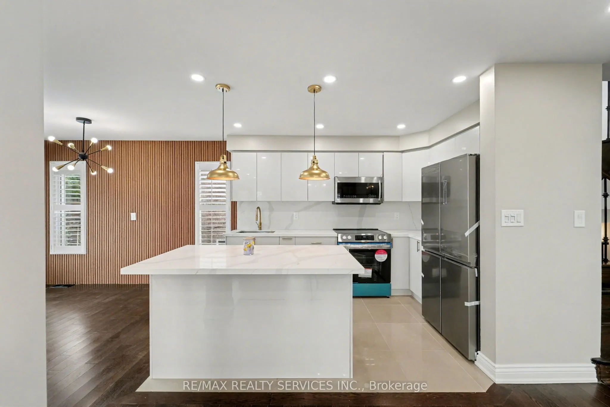 1032 Blueheron Boulevard, #Main