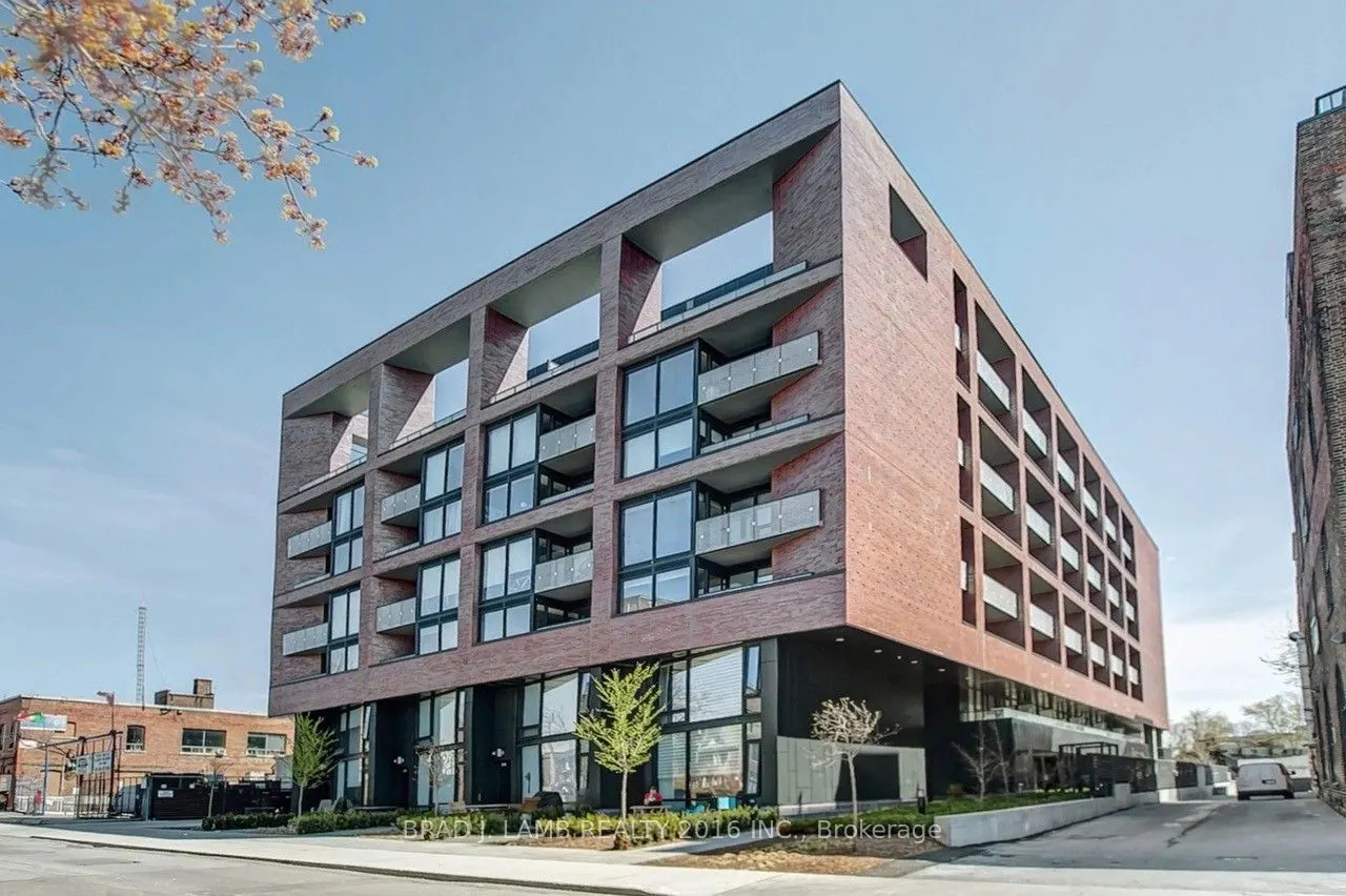 383 Sorauren Avenue, #210