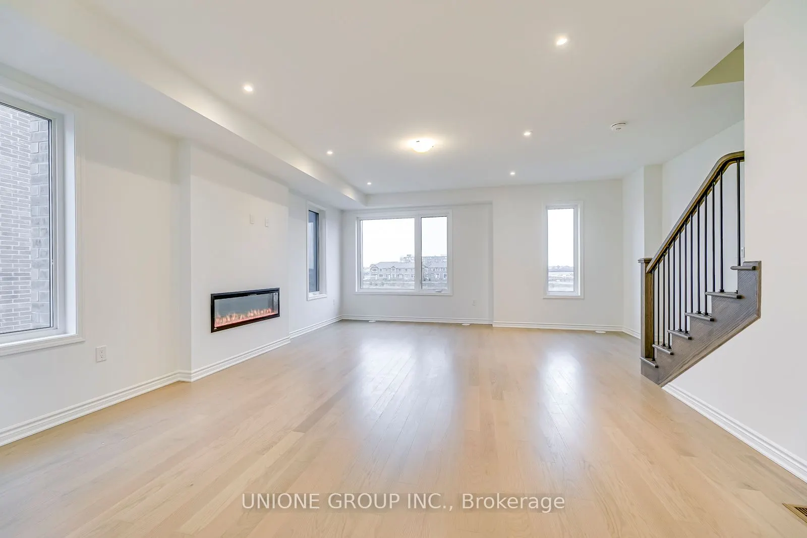 3070 John Mckay Boulevard, #19