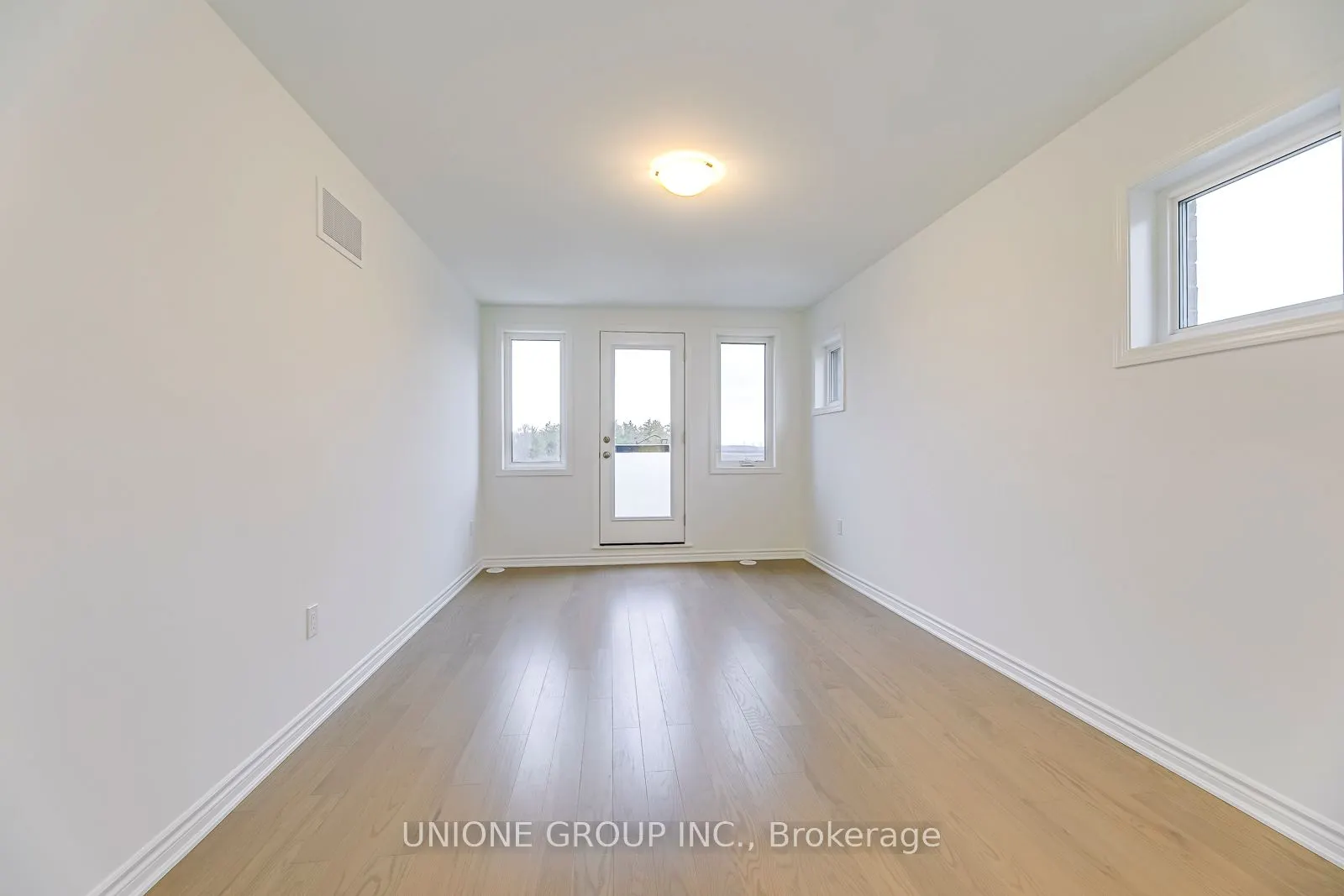 3070 John Mckay Boulevard, #19