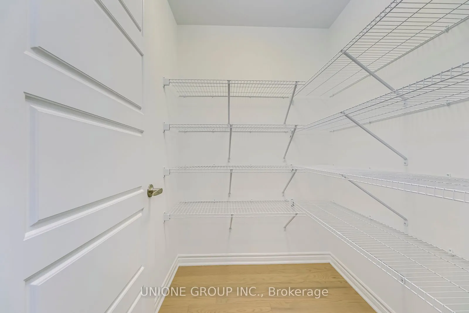 3070 John Mckay Boulevard, #19