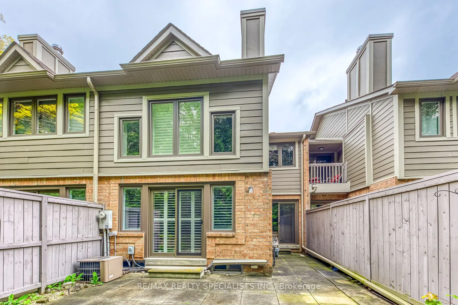 2199 Burnhamthorpe Road W, #25