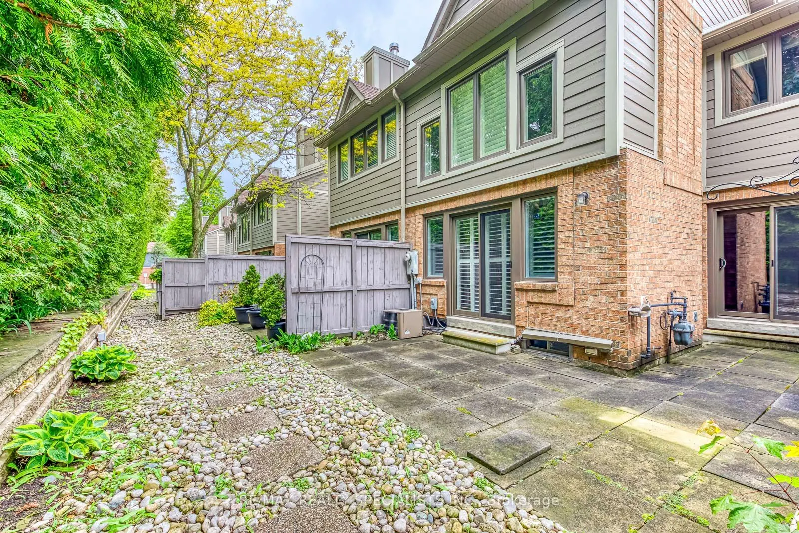 2199 Burnhamthorpe Road W, #25