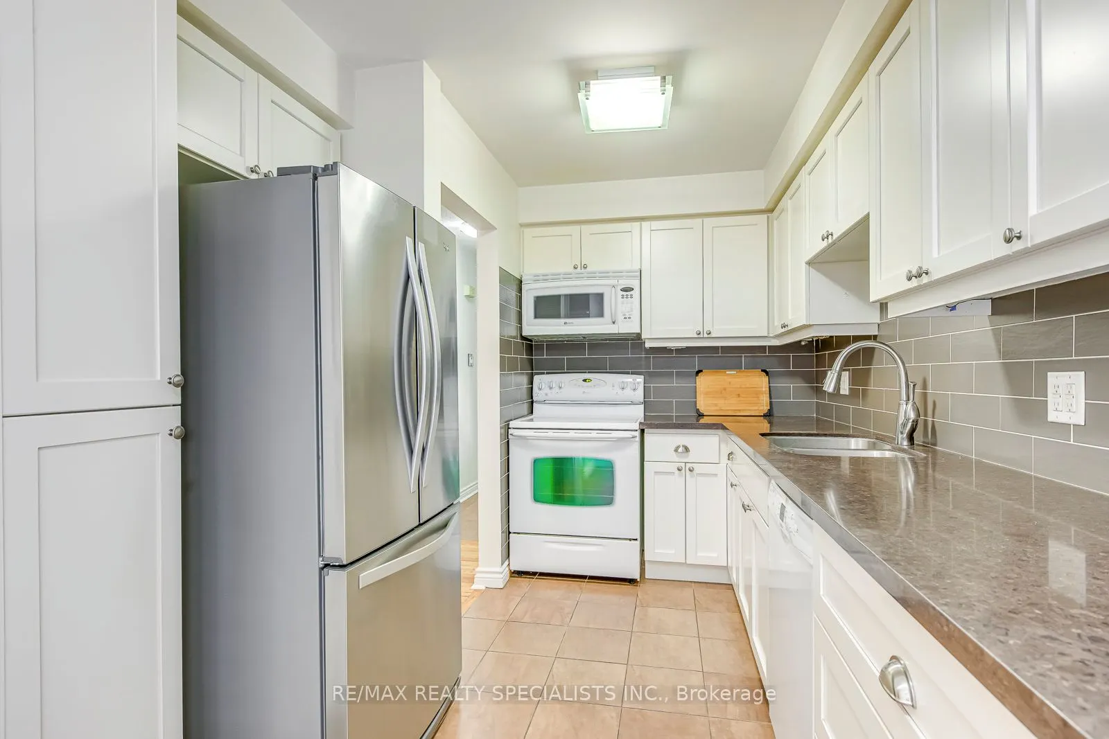 2199 Burnhamthorpe Road W, #25