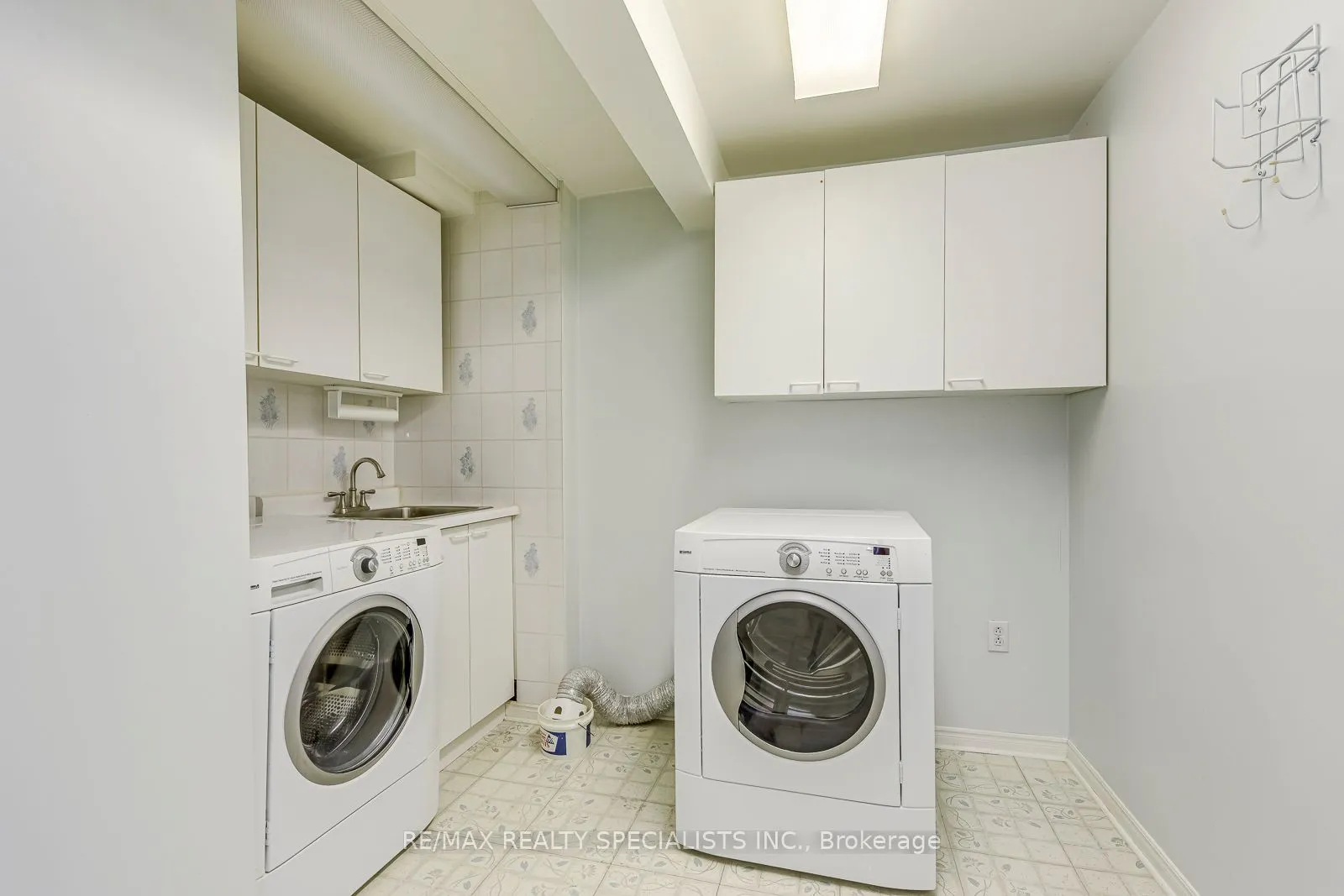 2199 Burnhamthorpe Road W, #25