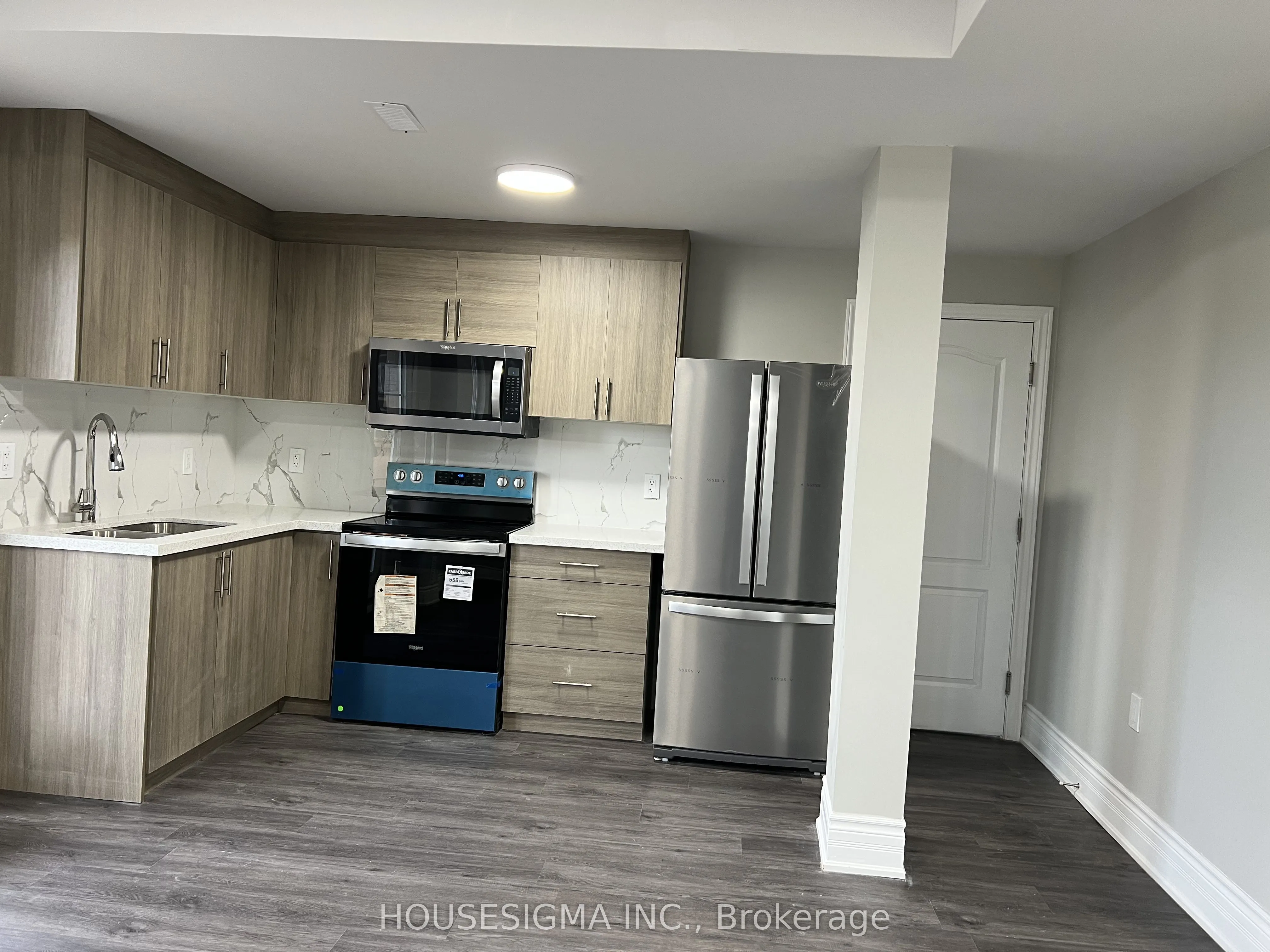 931 Pine Valley Circle