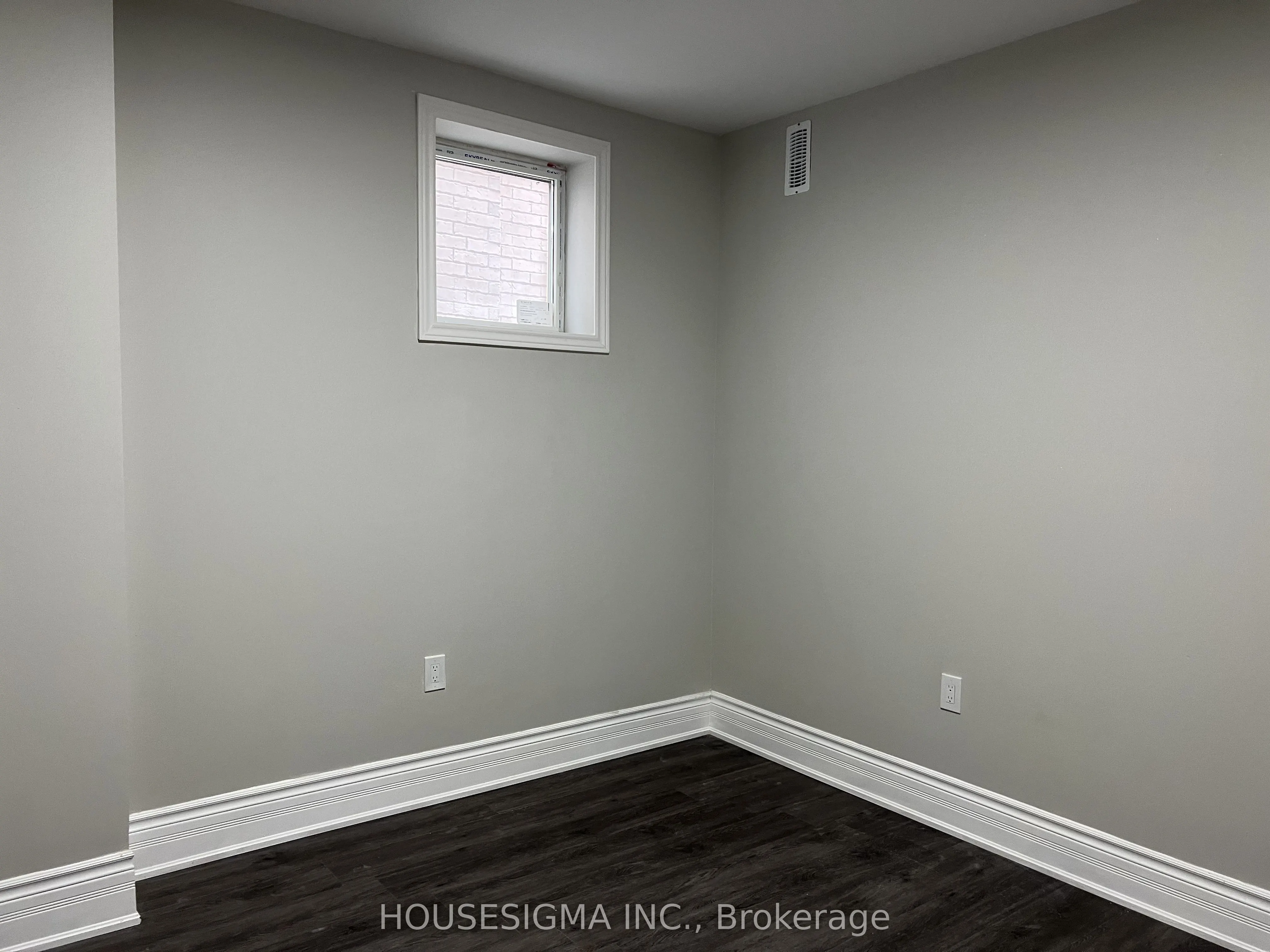 931 Pine Valley Circle