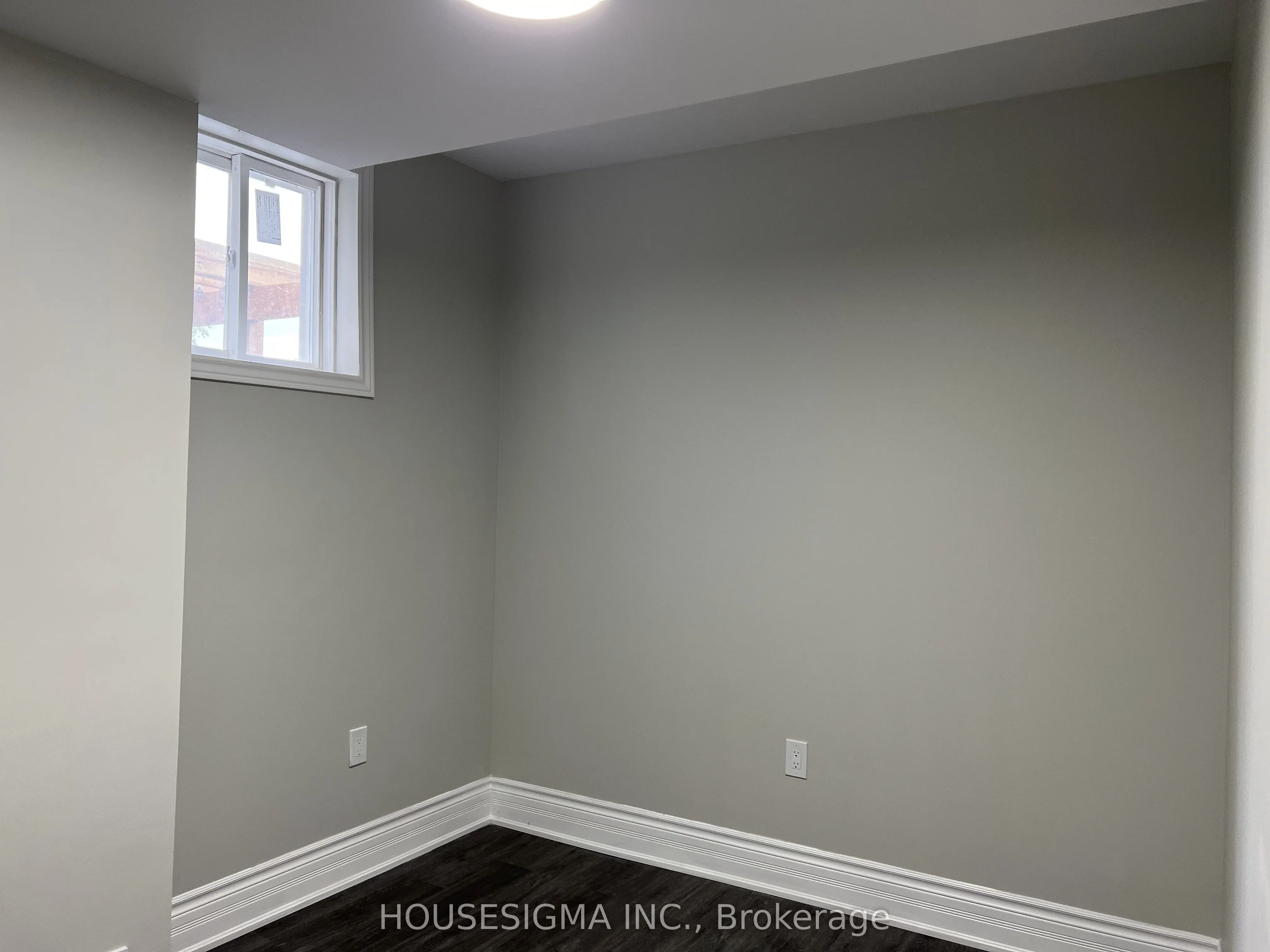 931 Pine Valley Circle