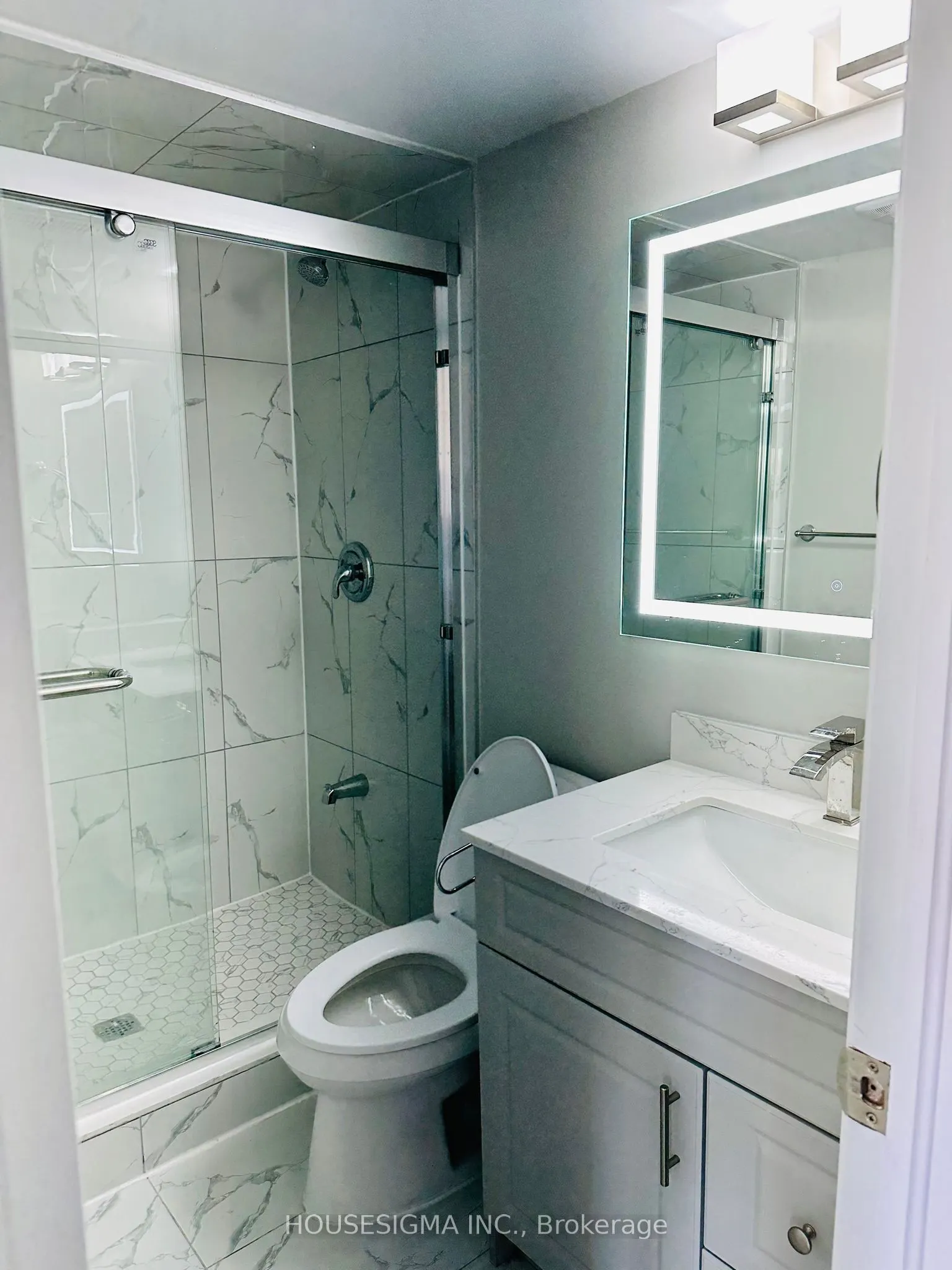 931 Pine Valley Circle