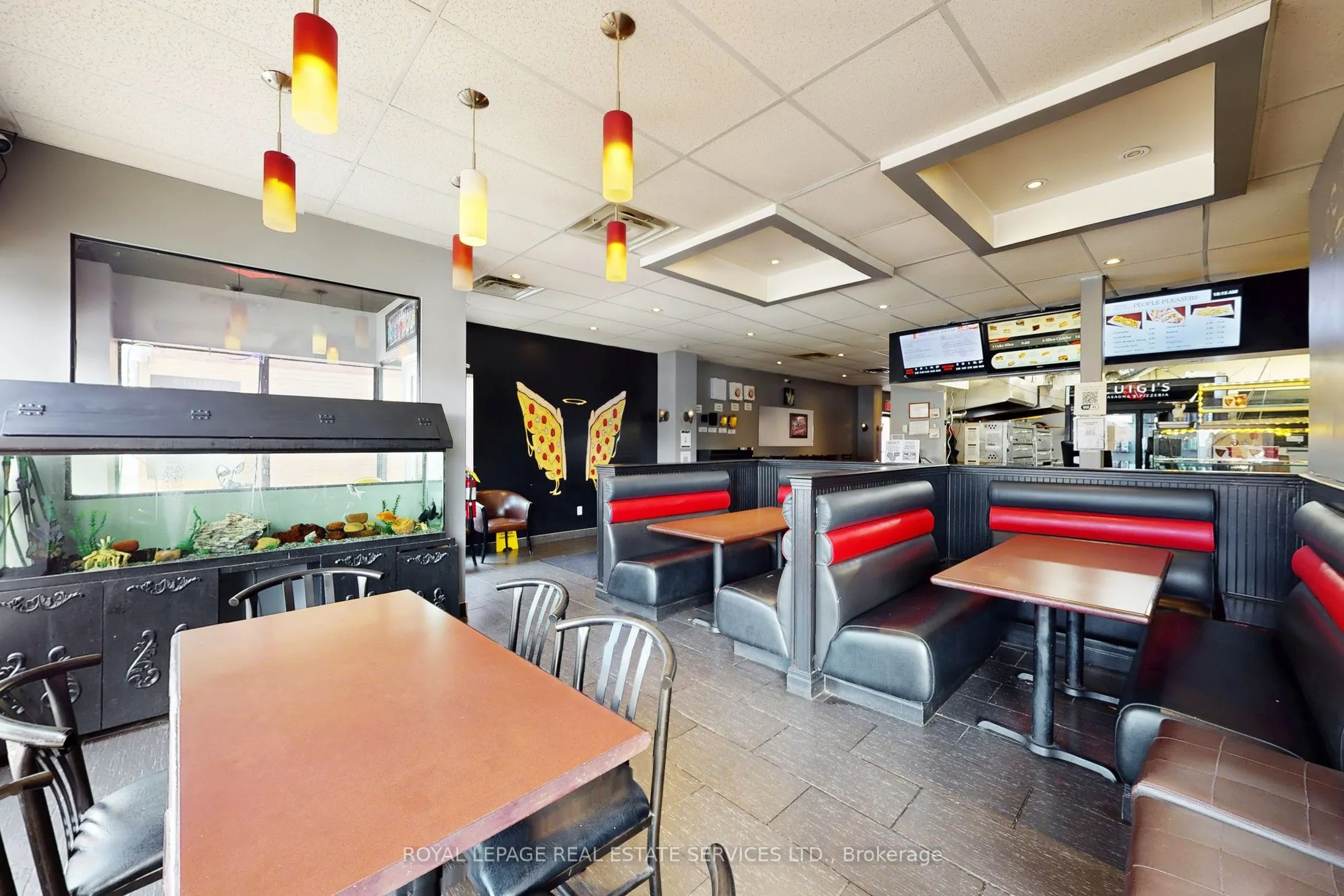 17 Commercial Street