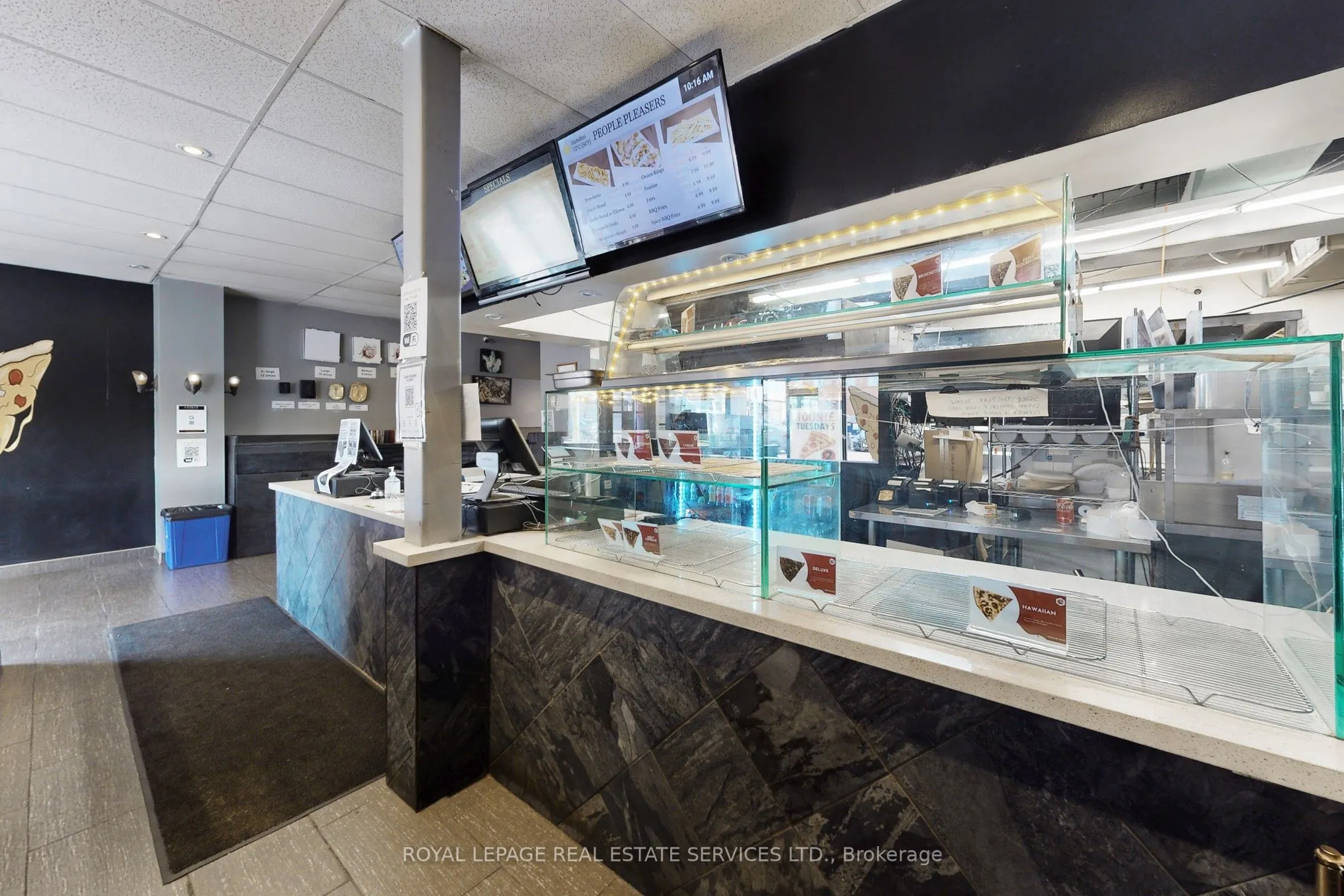 17 Commercial Street