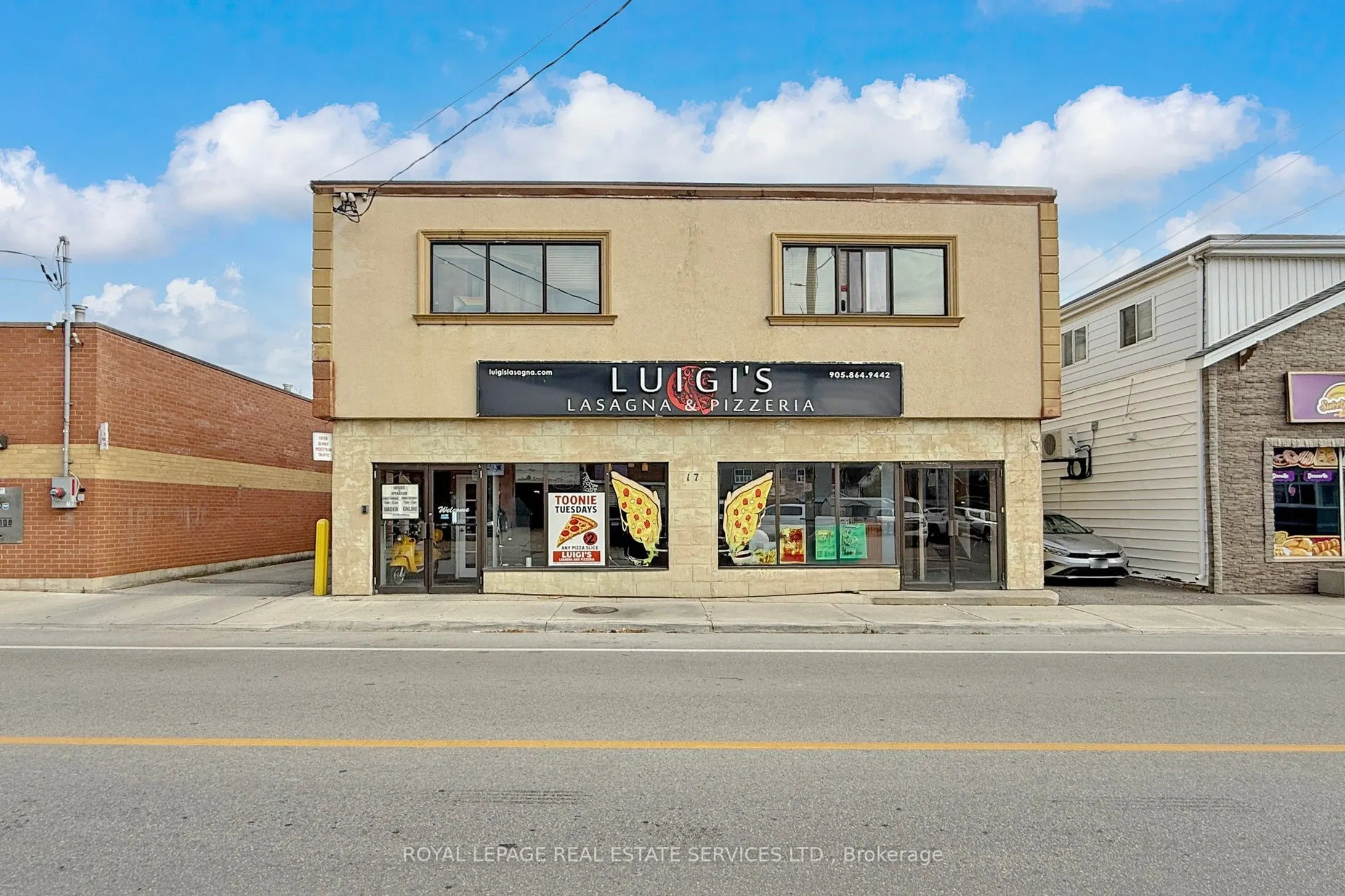 17 Commercial Street