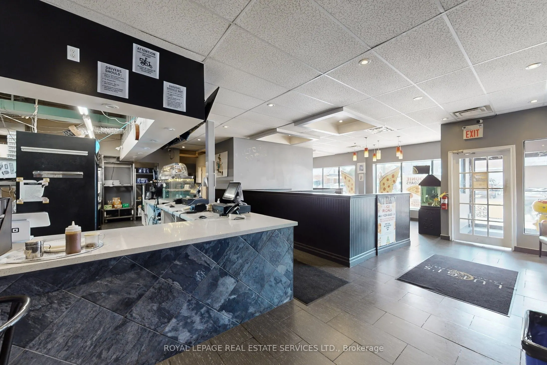 17 Commercial Street