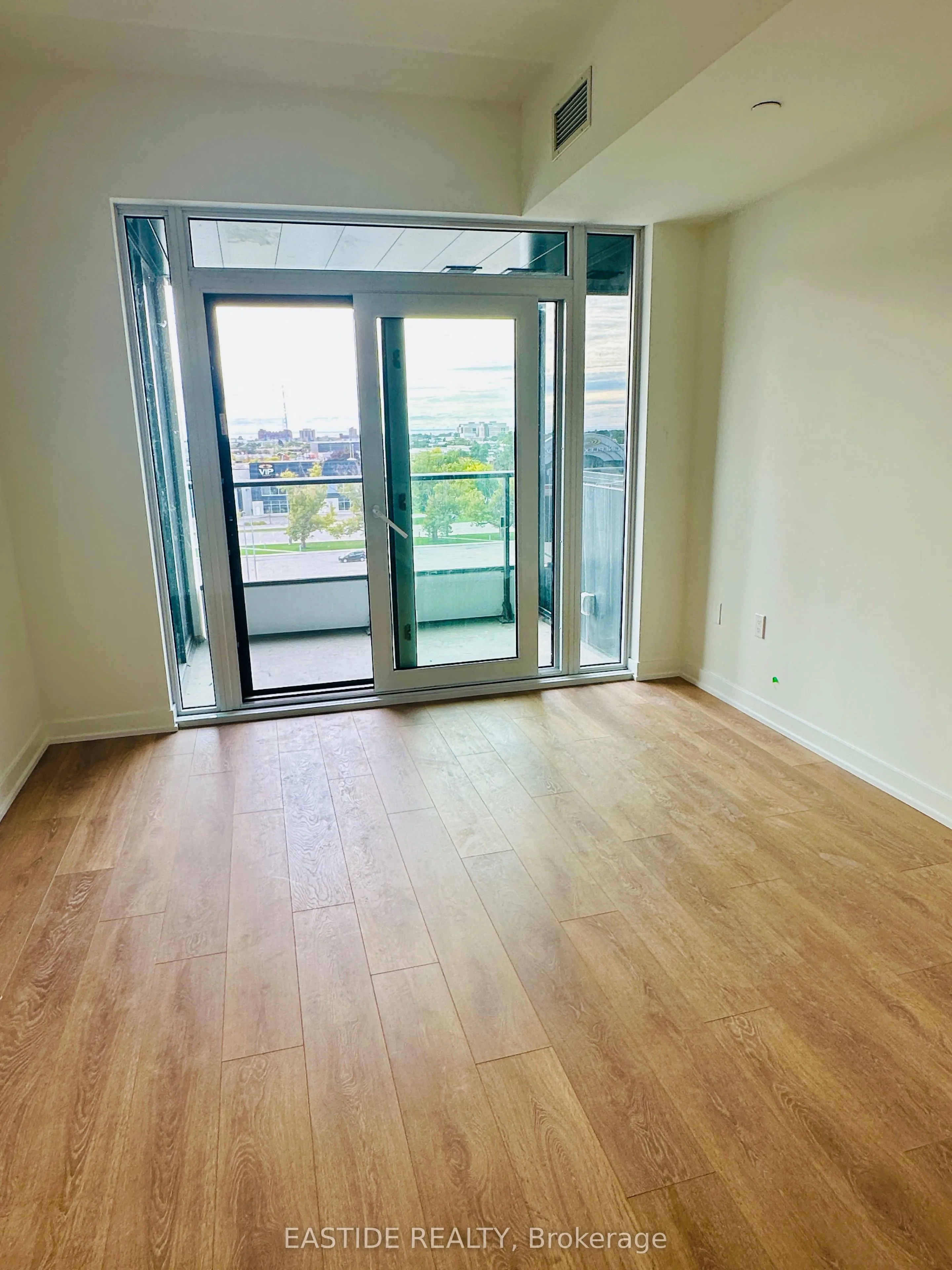 1037 The Queensway, #504