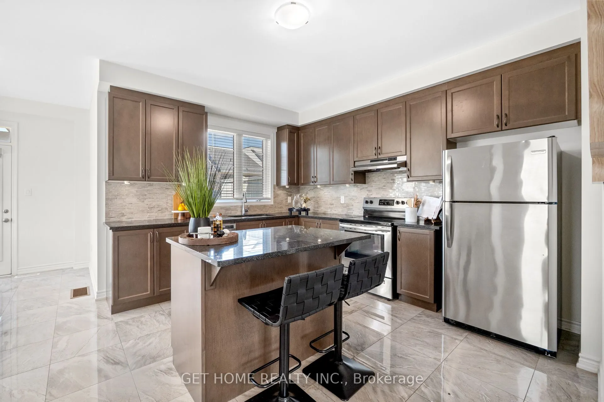 3489 VERNON POWELL Drive