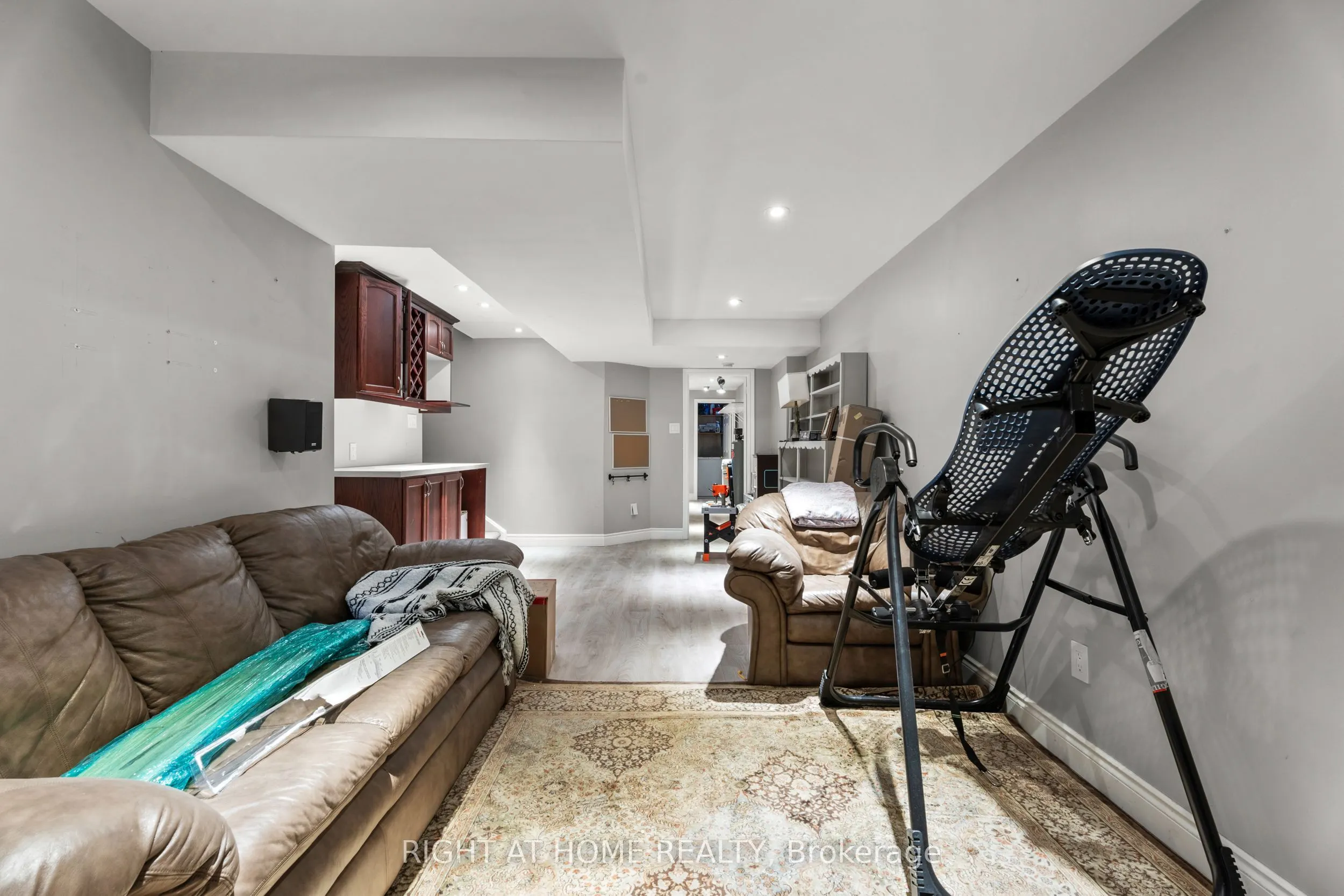 5114 Falconcrest Drive