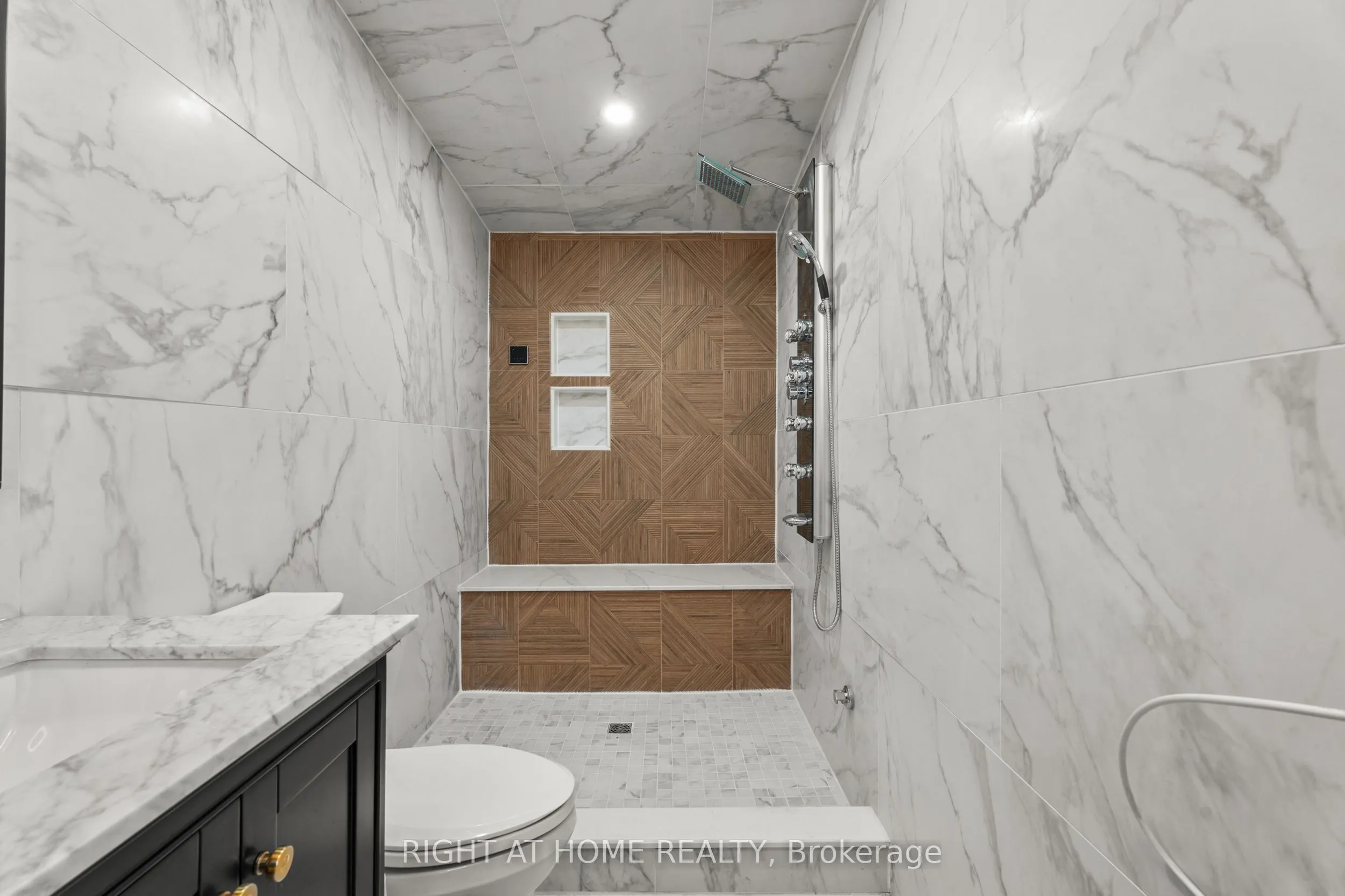 5114 Falconcrest Drive