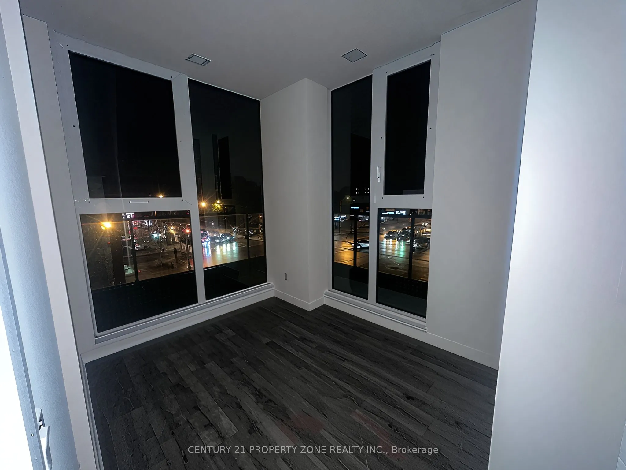 1007 The Queensway, #218