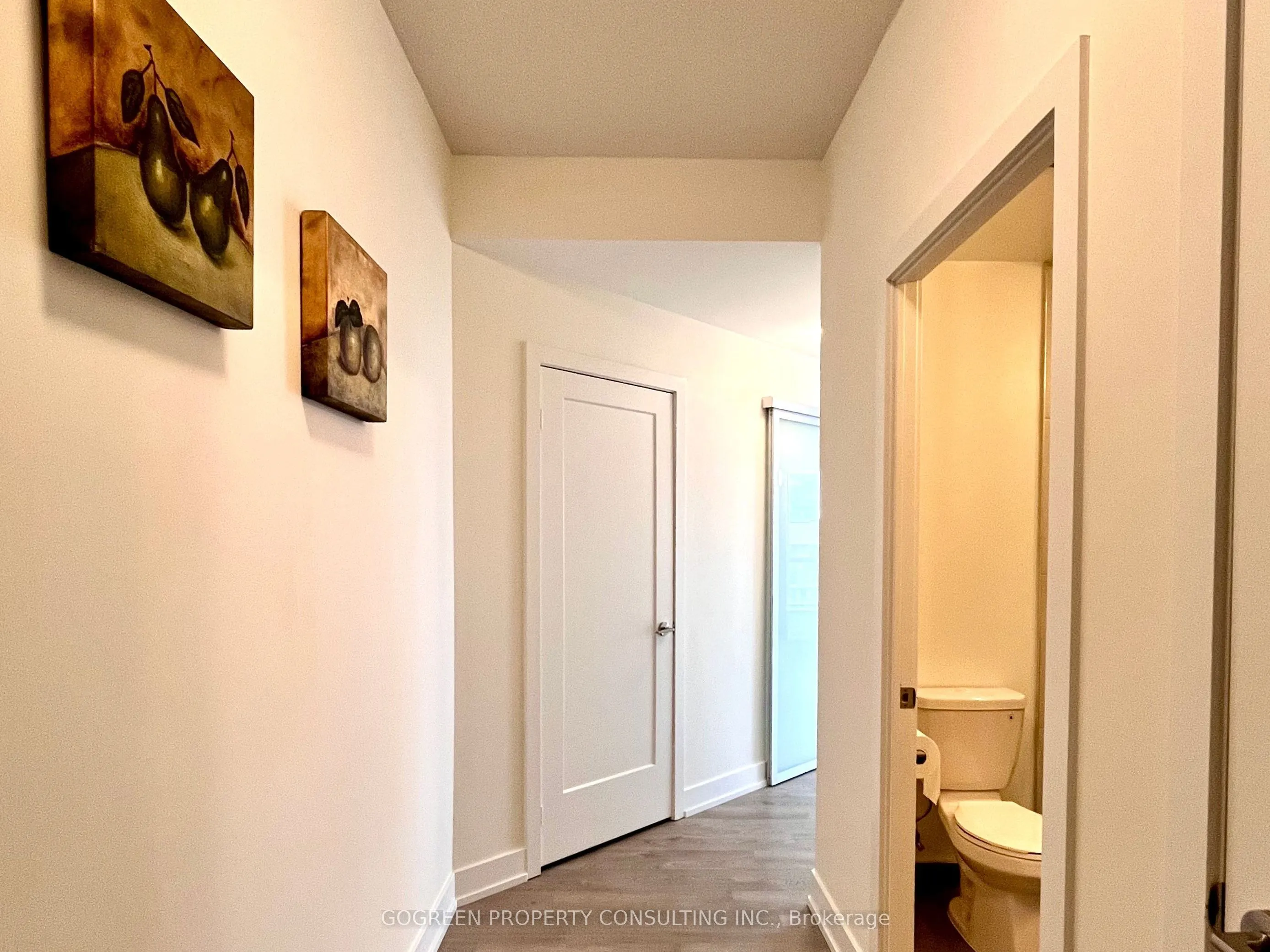 9 Mabelle Avenue, #3316