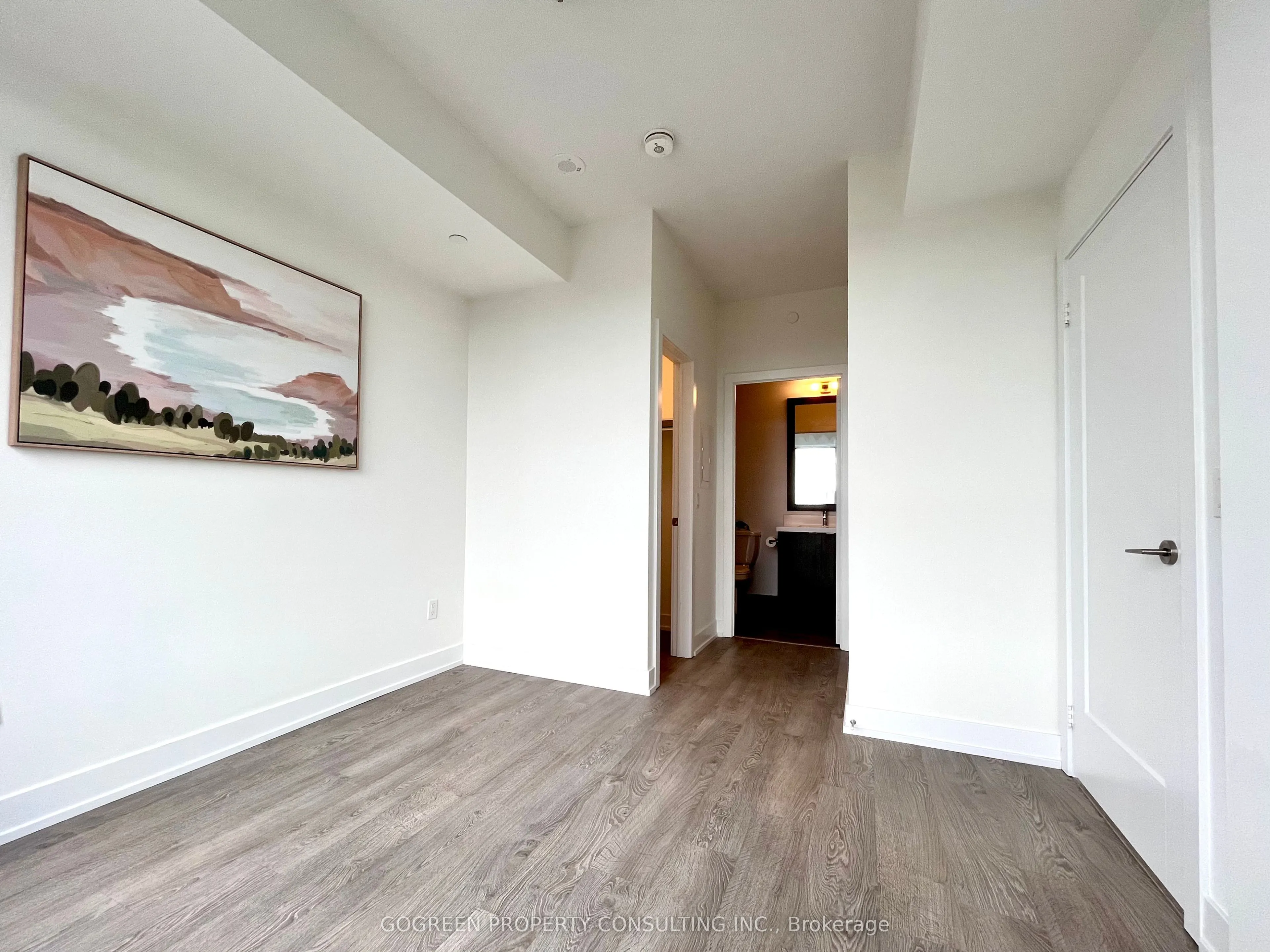 9 Mabelle Avenue, #3316