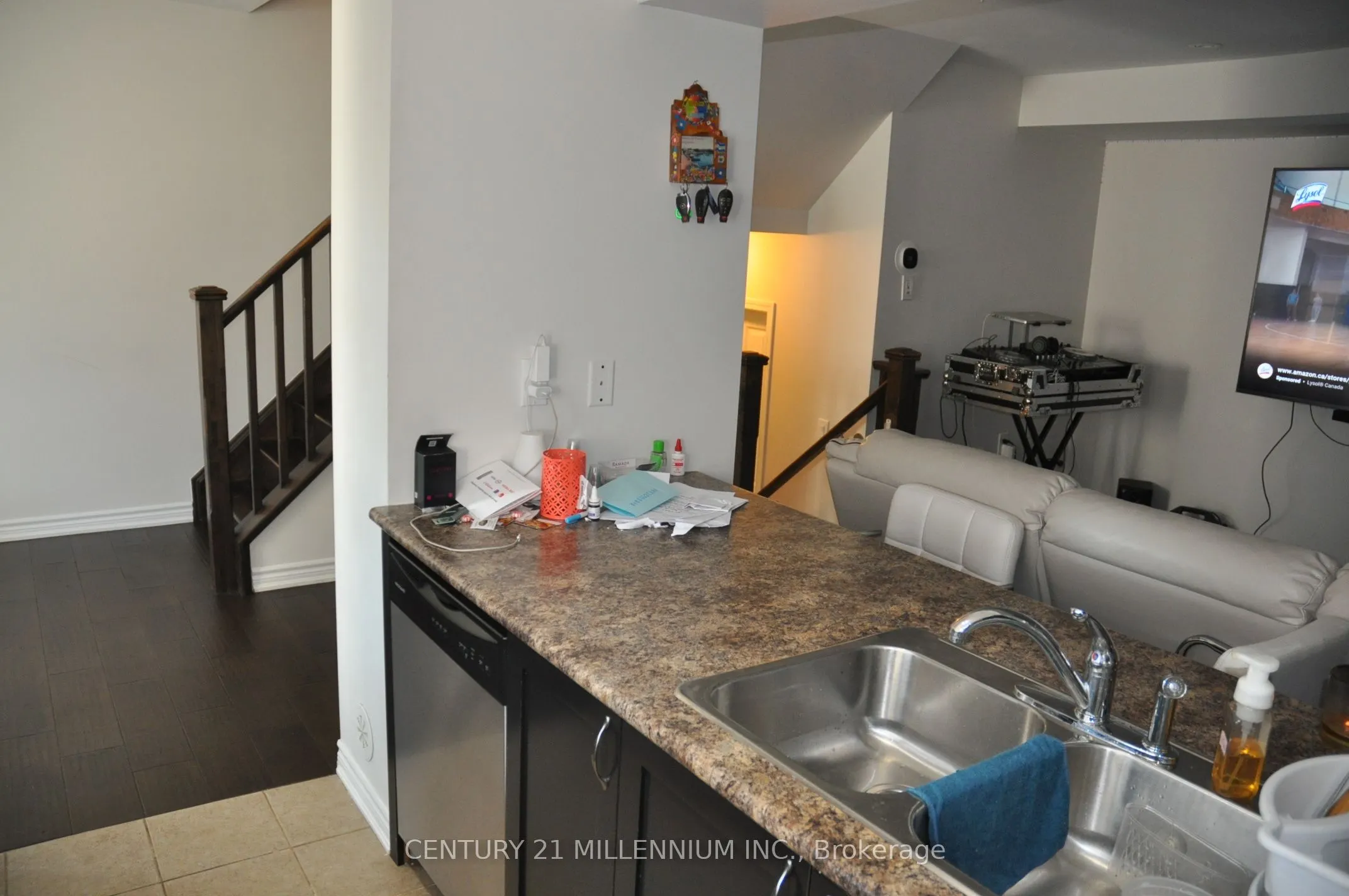 84 Baycliffe Crescent, #26