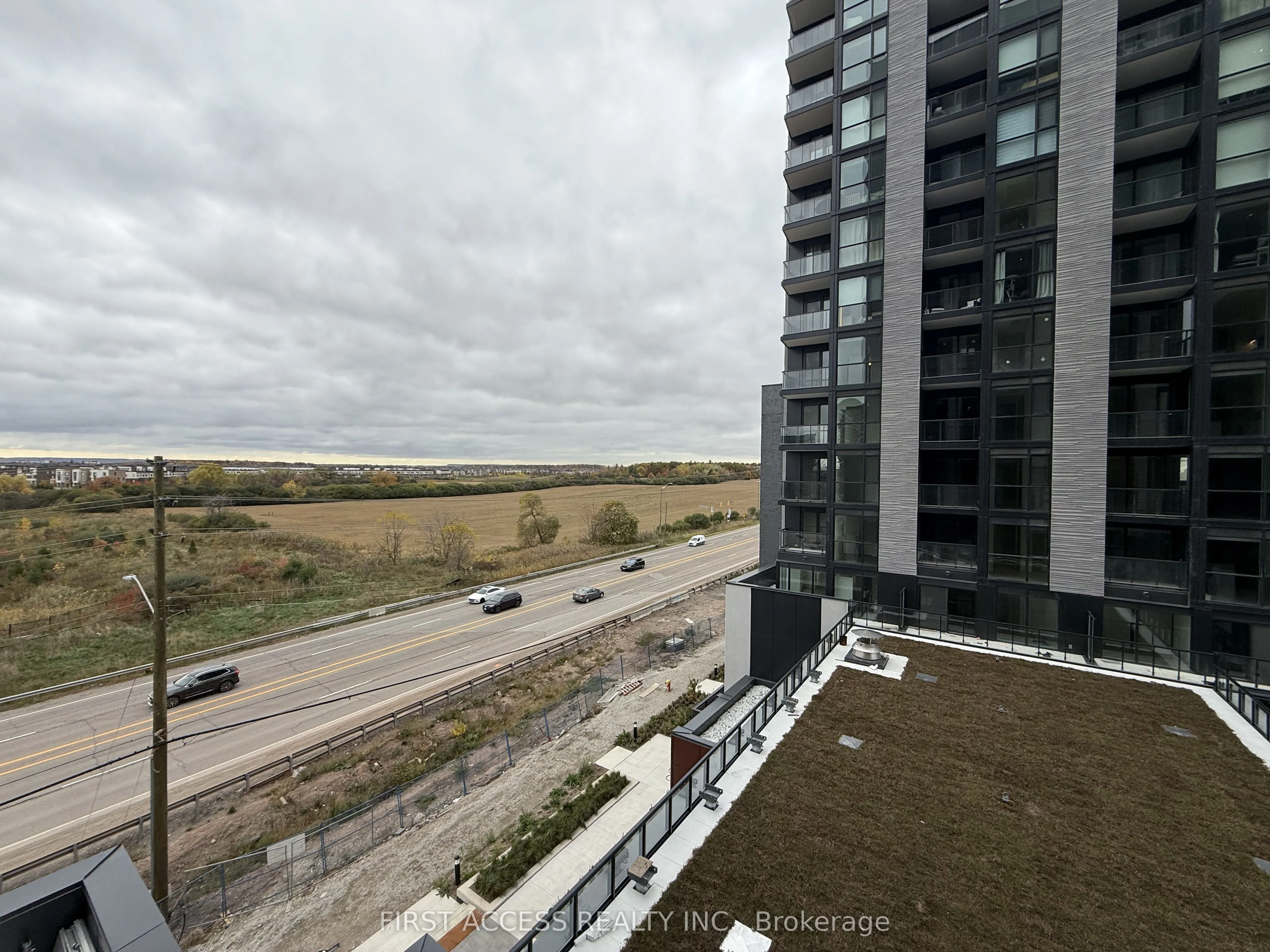 3071 Trafalgar Road, #512