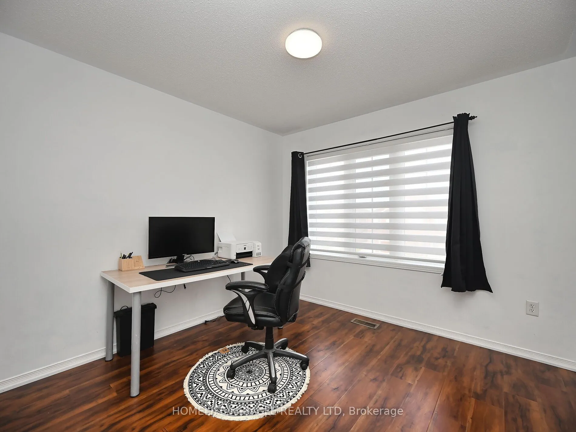 4717 Colombo Crescent