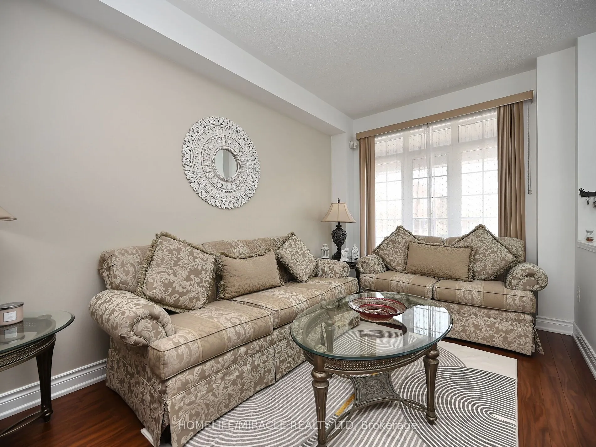 4717 Colombo Crescent