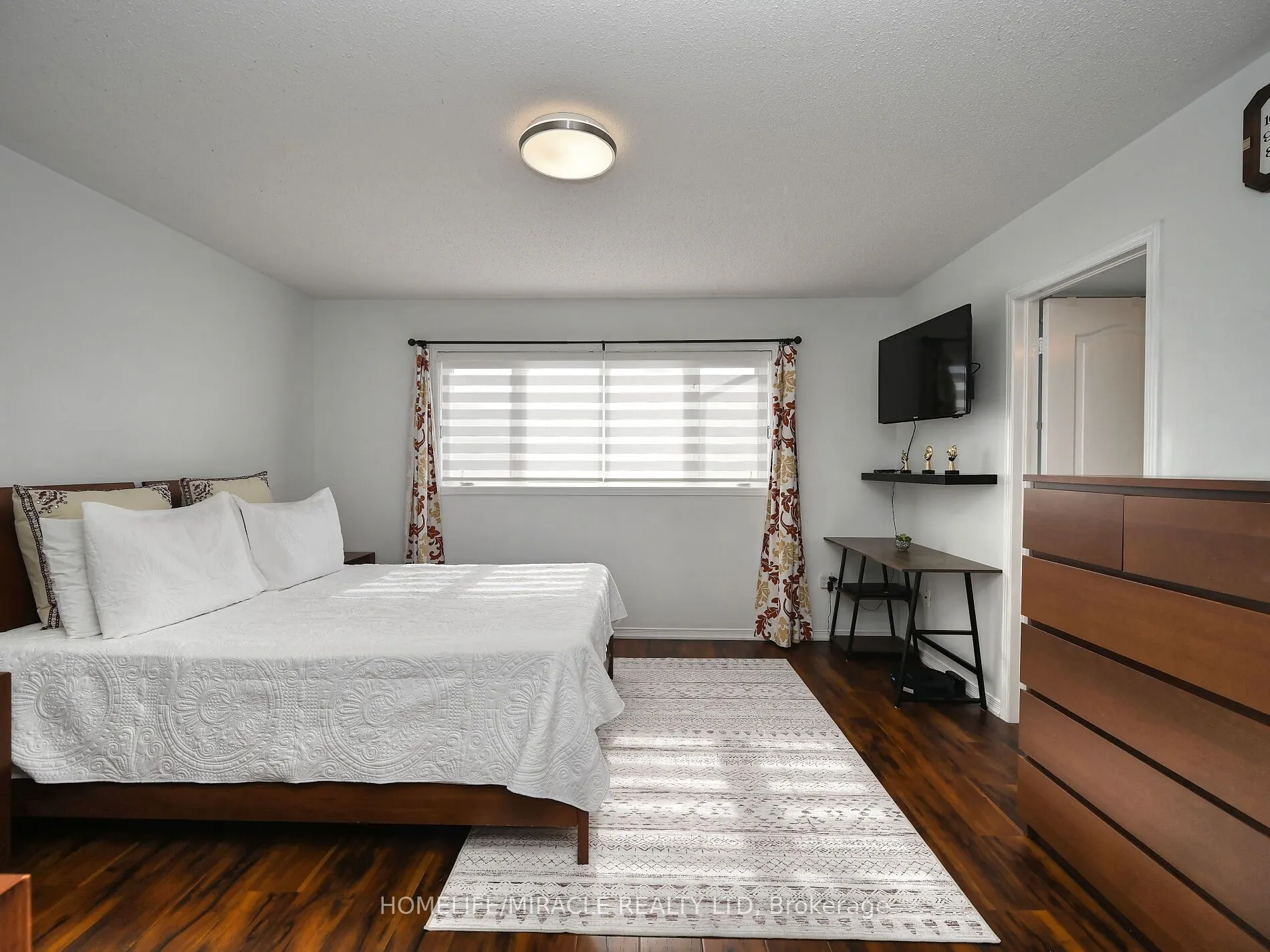 4717 Colombo Crescent