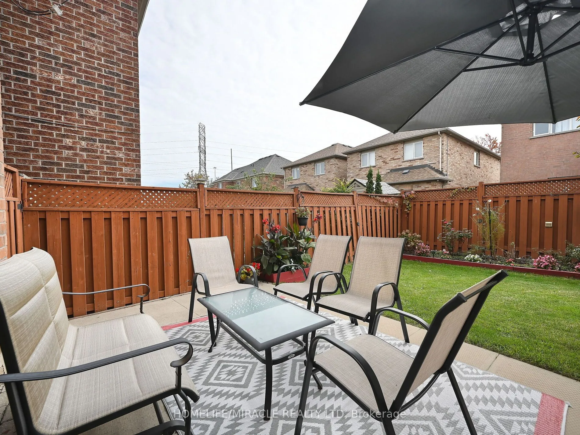 4717 Colombo Crescent