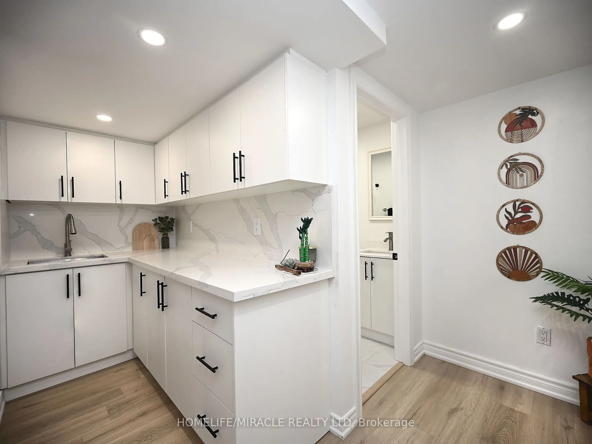 4717 Colombo Crescent