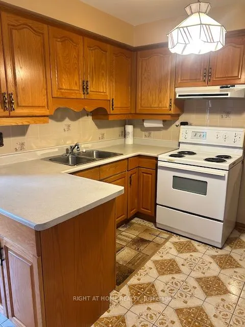 224 Macedonia Crescent