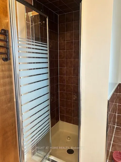 224 Macedonia Crescent