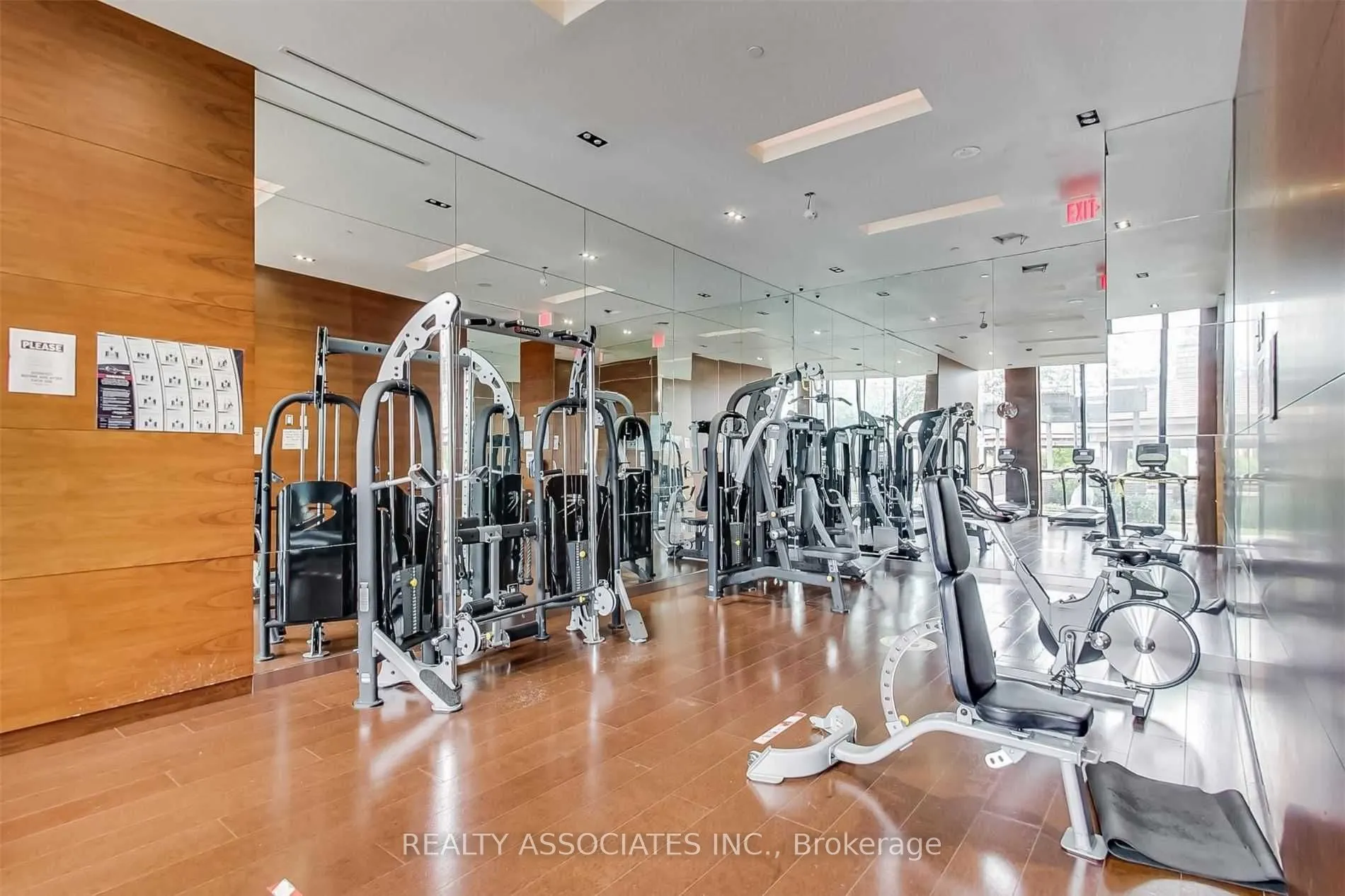 5 Valhalla Inn Road, #2501