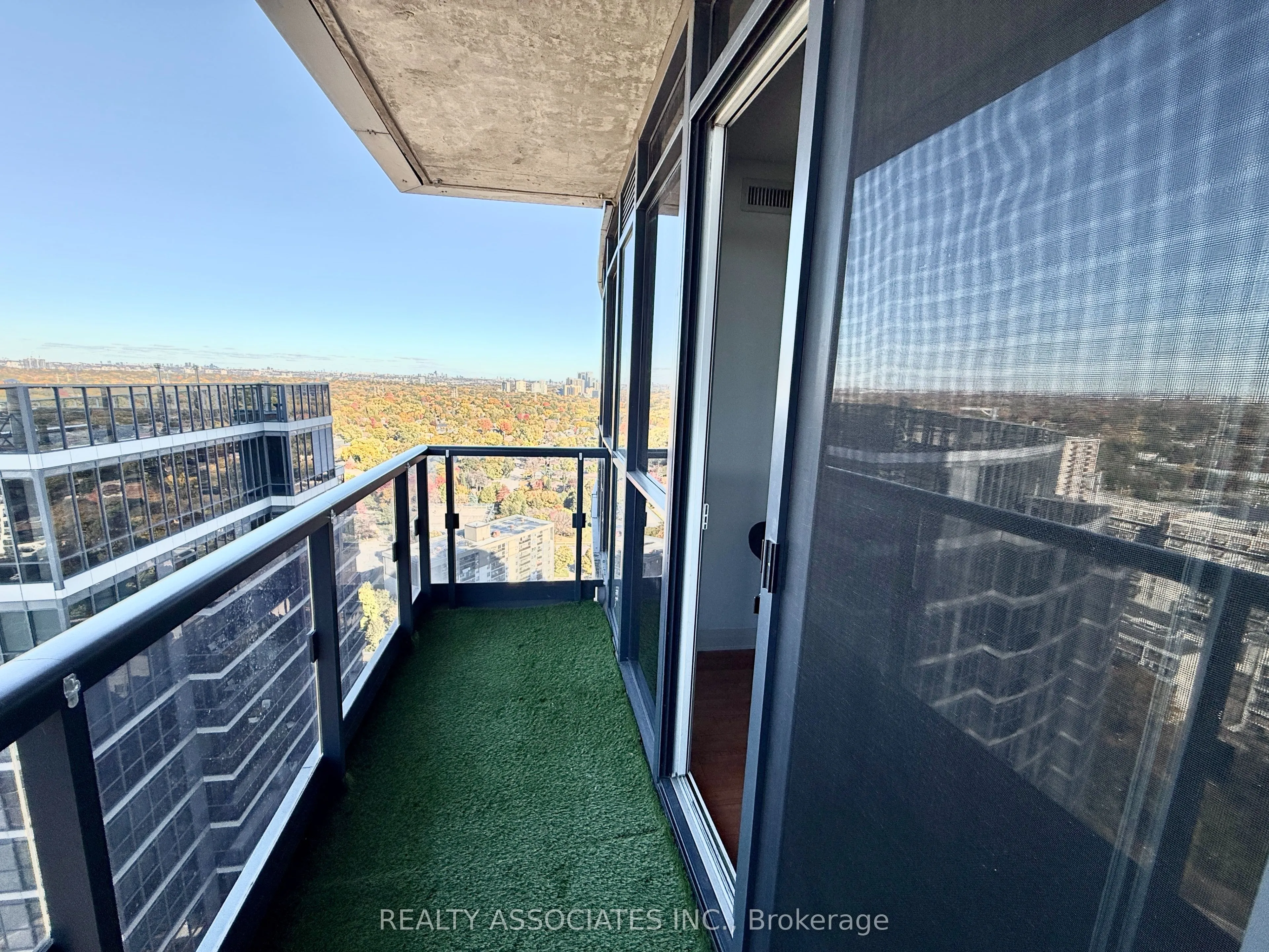 5 Valhalla Inn Road, #2501