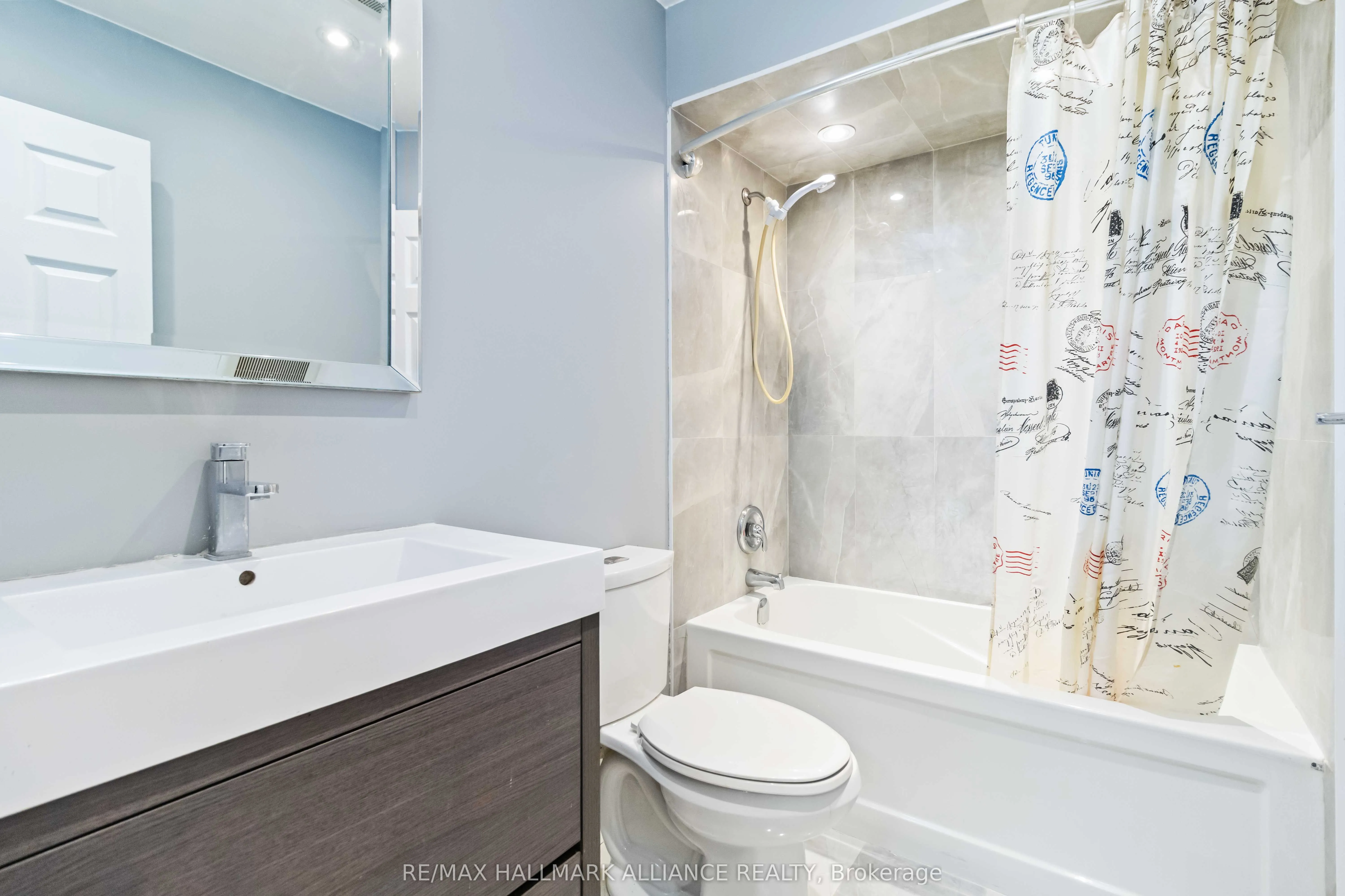 1591 South Parade Court, #35