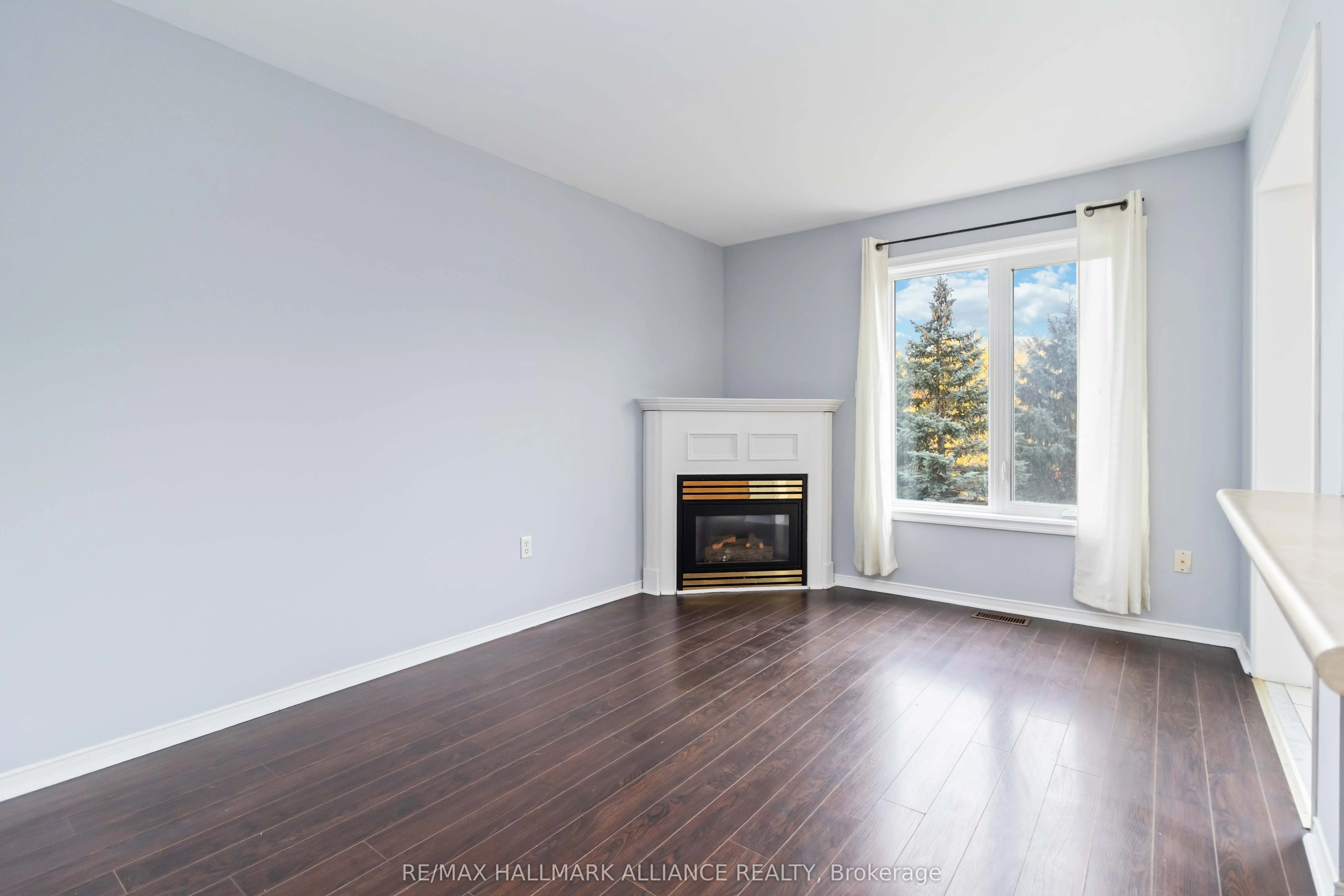 1591 South Parade Court, #35