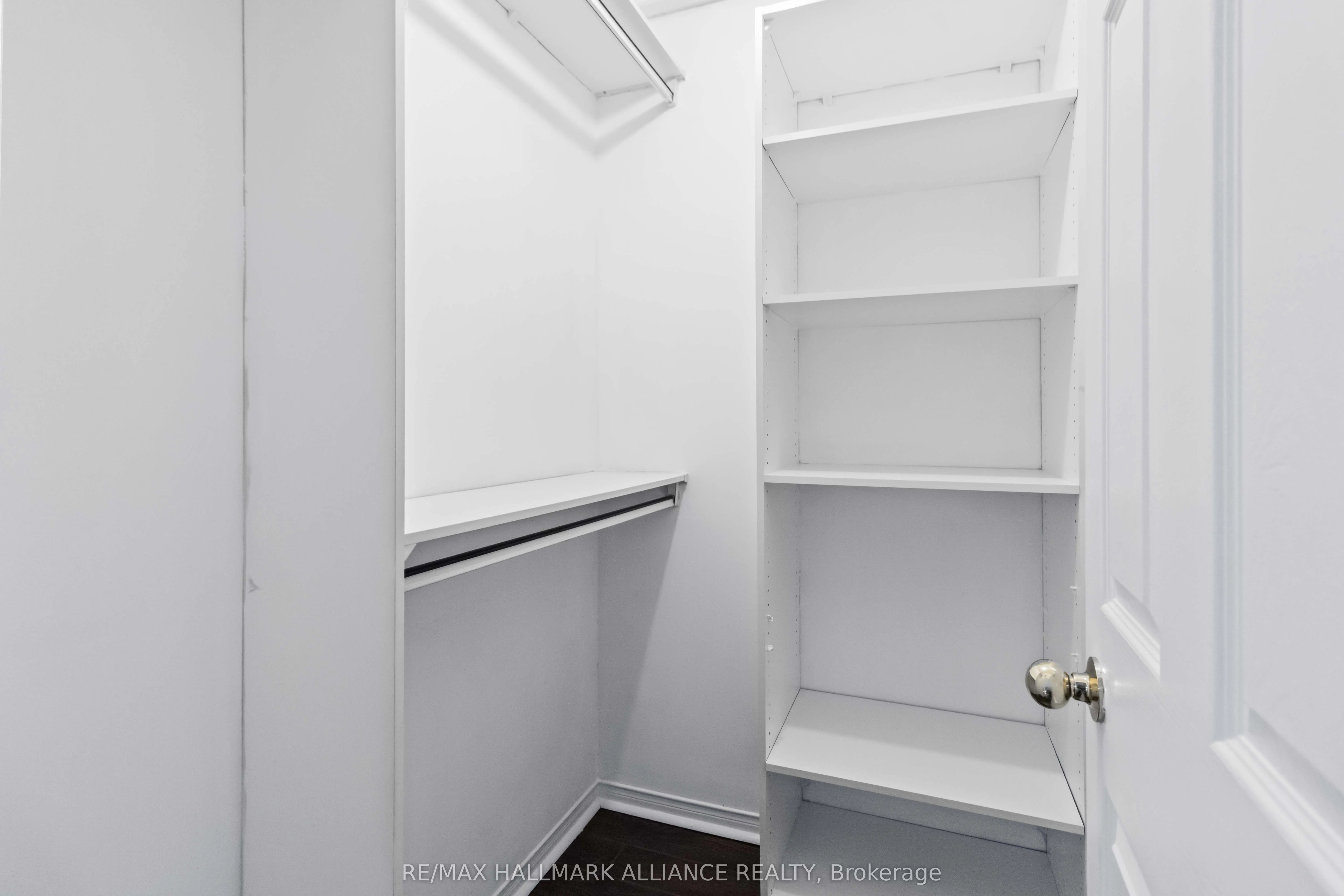 1591 South Parade Court, #35