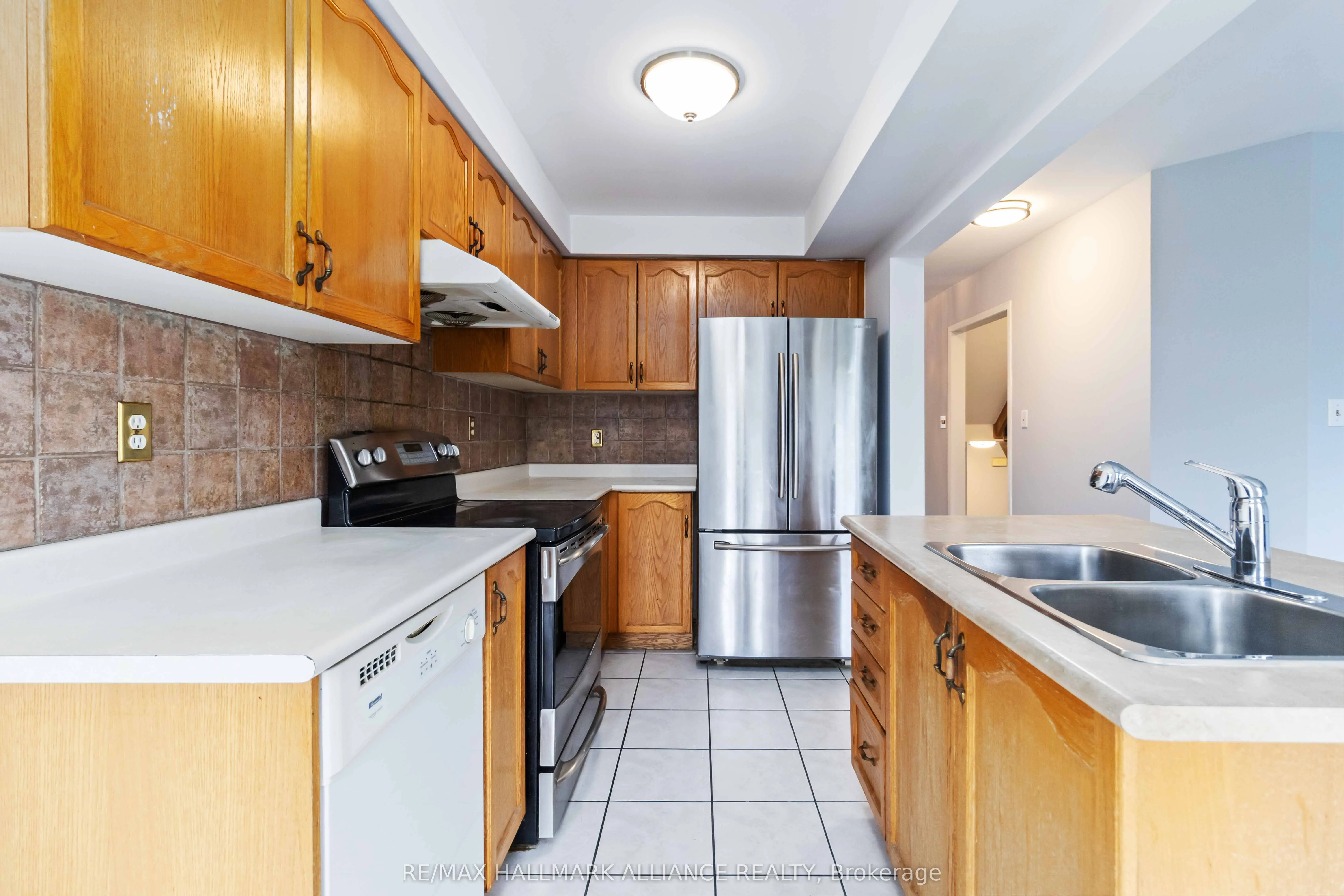 1591 South Parade Court, #35