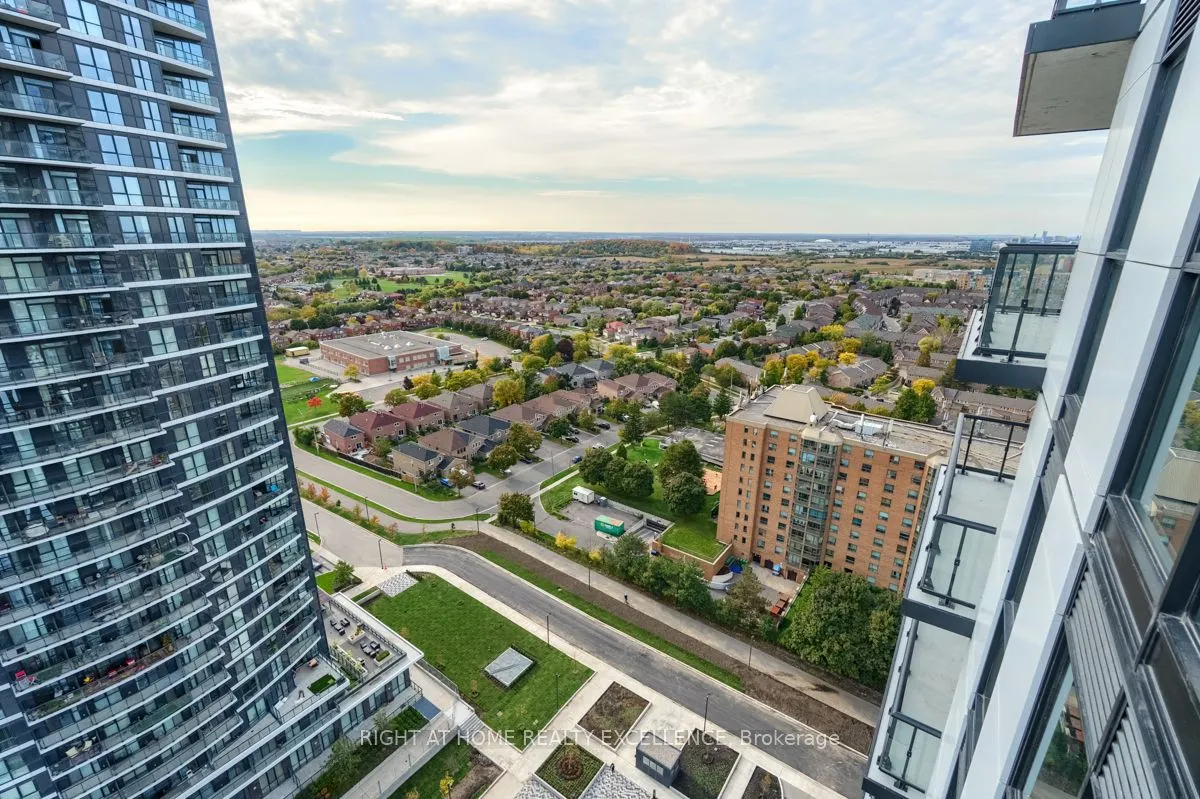 15 Watergarden Drive, #1010