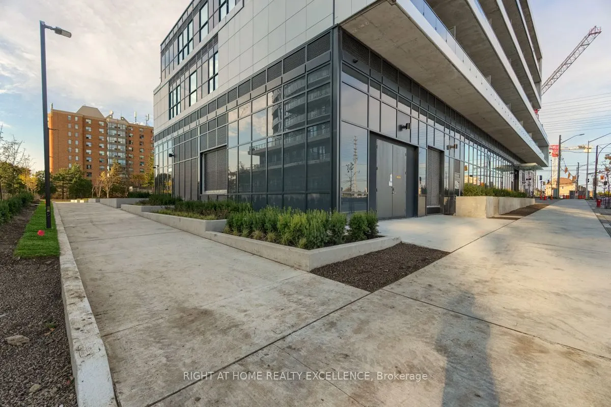 15 Watergarden Drive, #1010