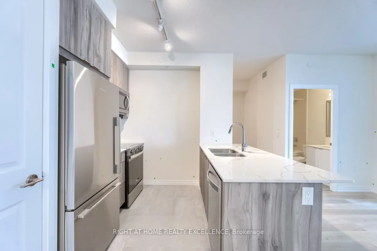 15 Watergarden Drive, #1010