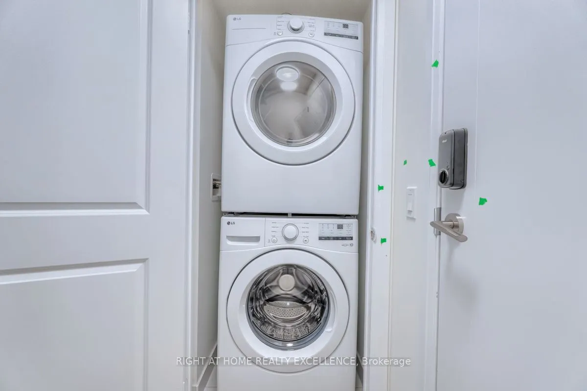 15 Watergarden Drive, #1010