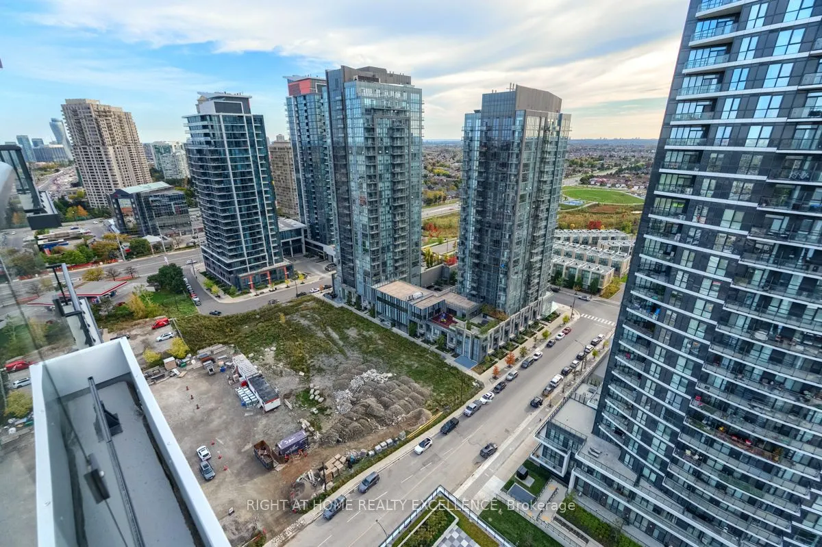 15 Watergarden Drive, #1010