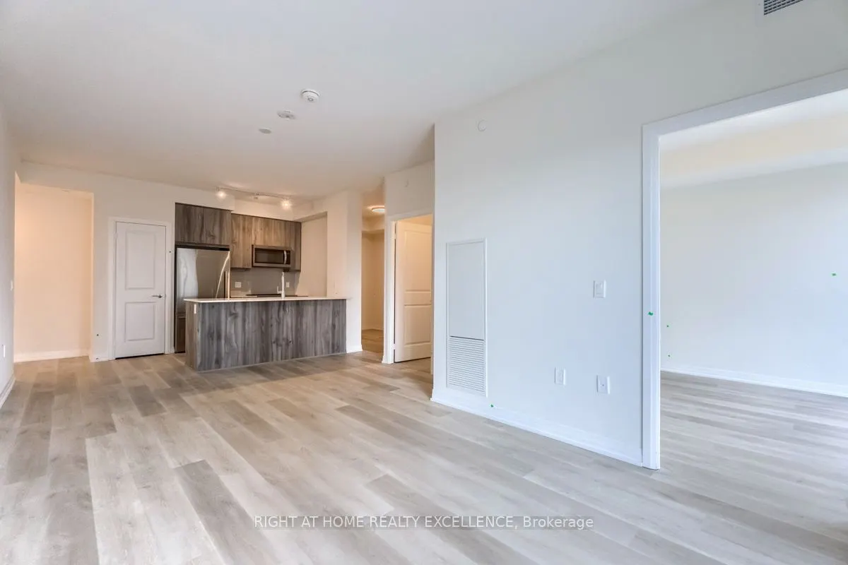 15 Watergarden Drive, #1010