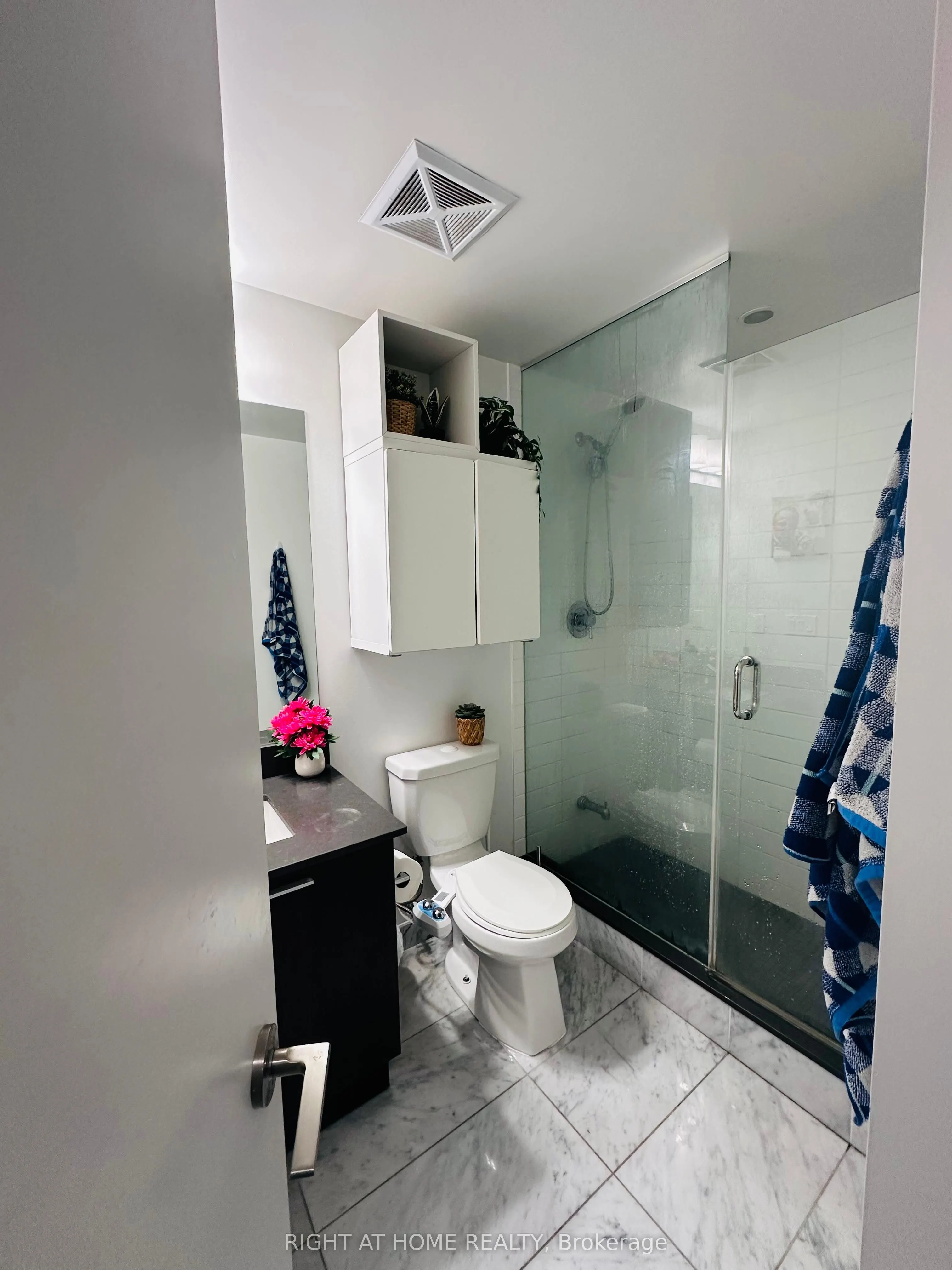 10 Park Lawn Road, #506