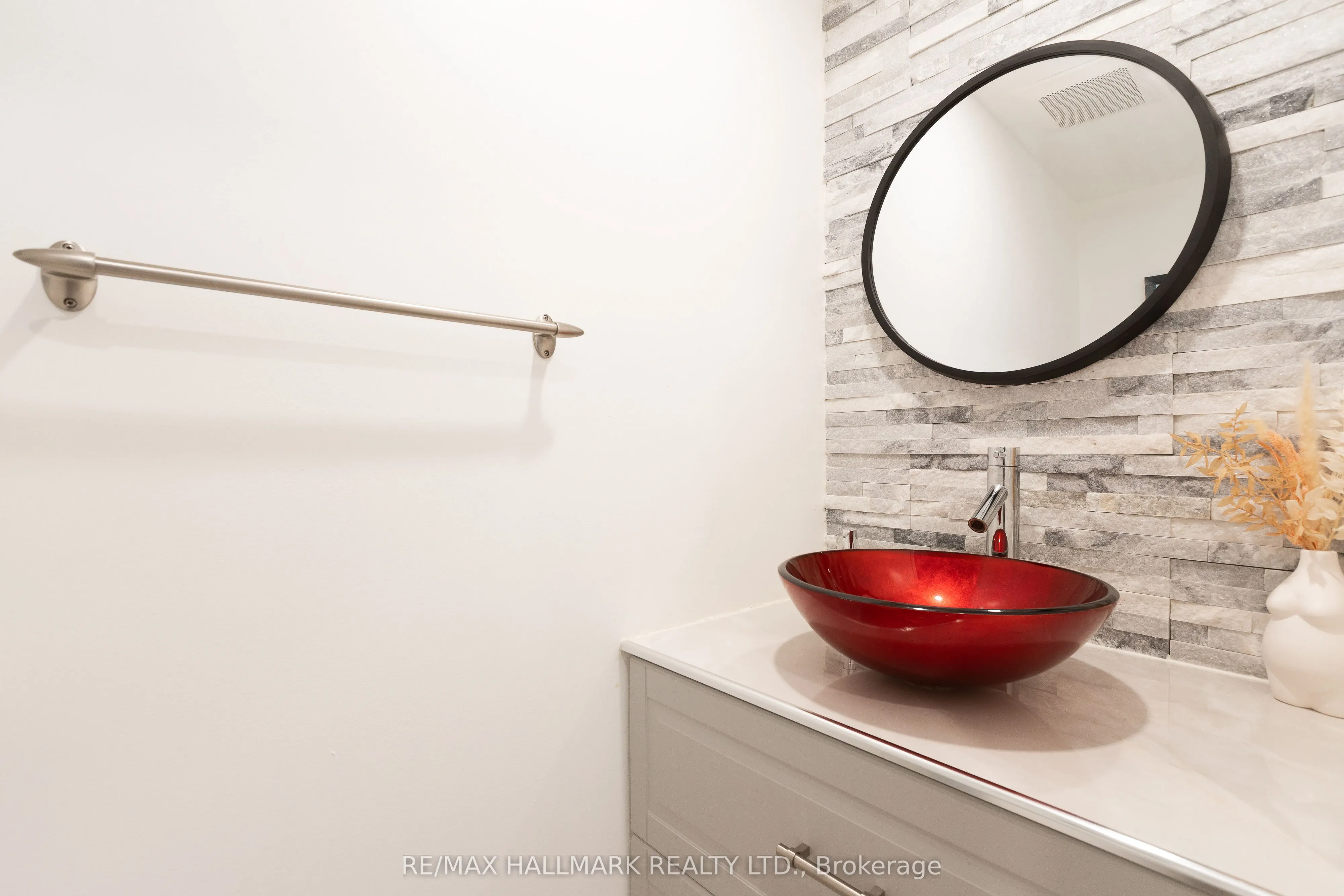 1309 Sweetbirch Court