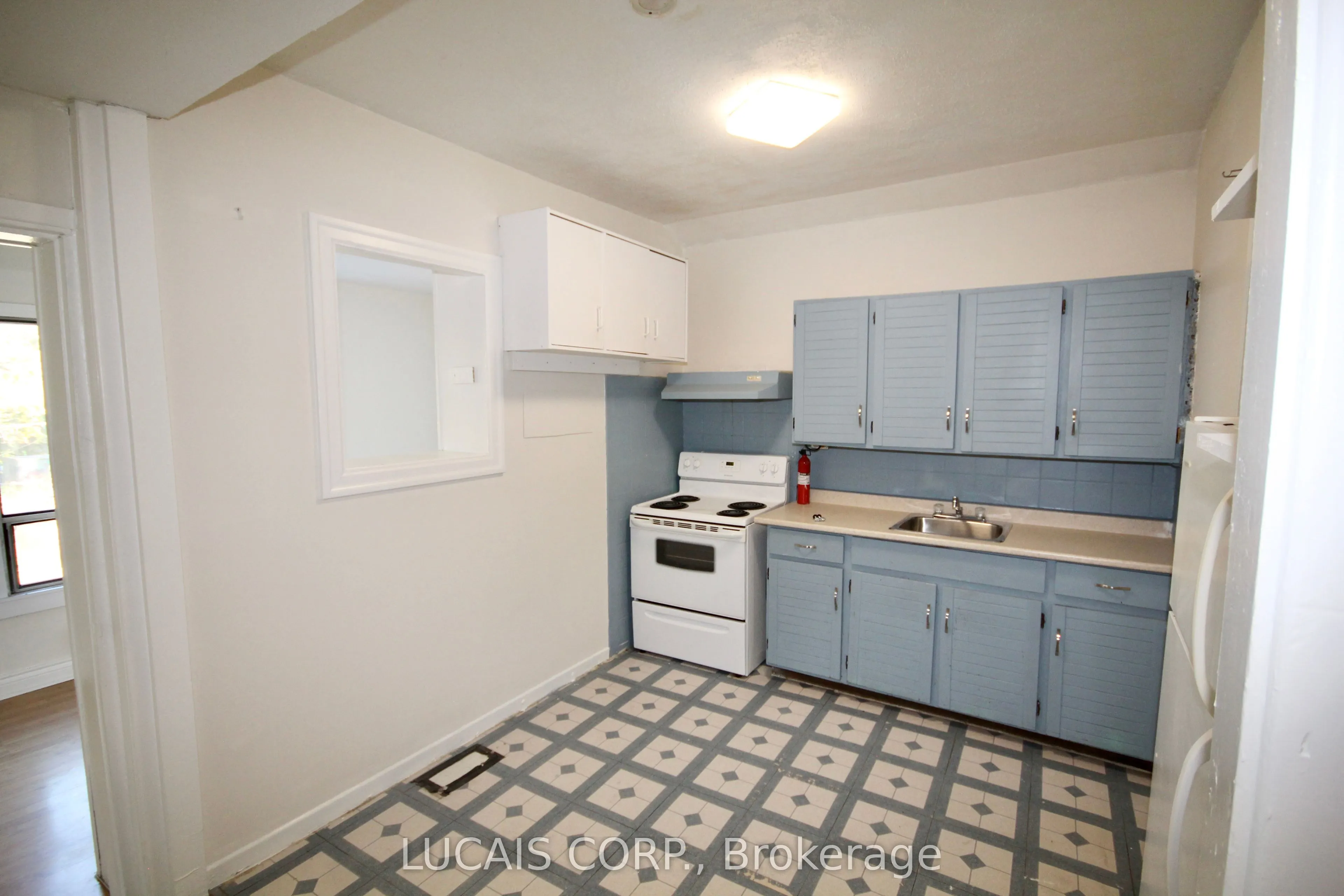 193 Lansdowne Avenue